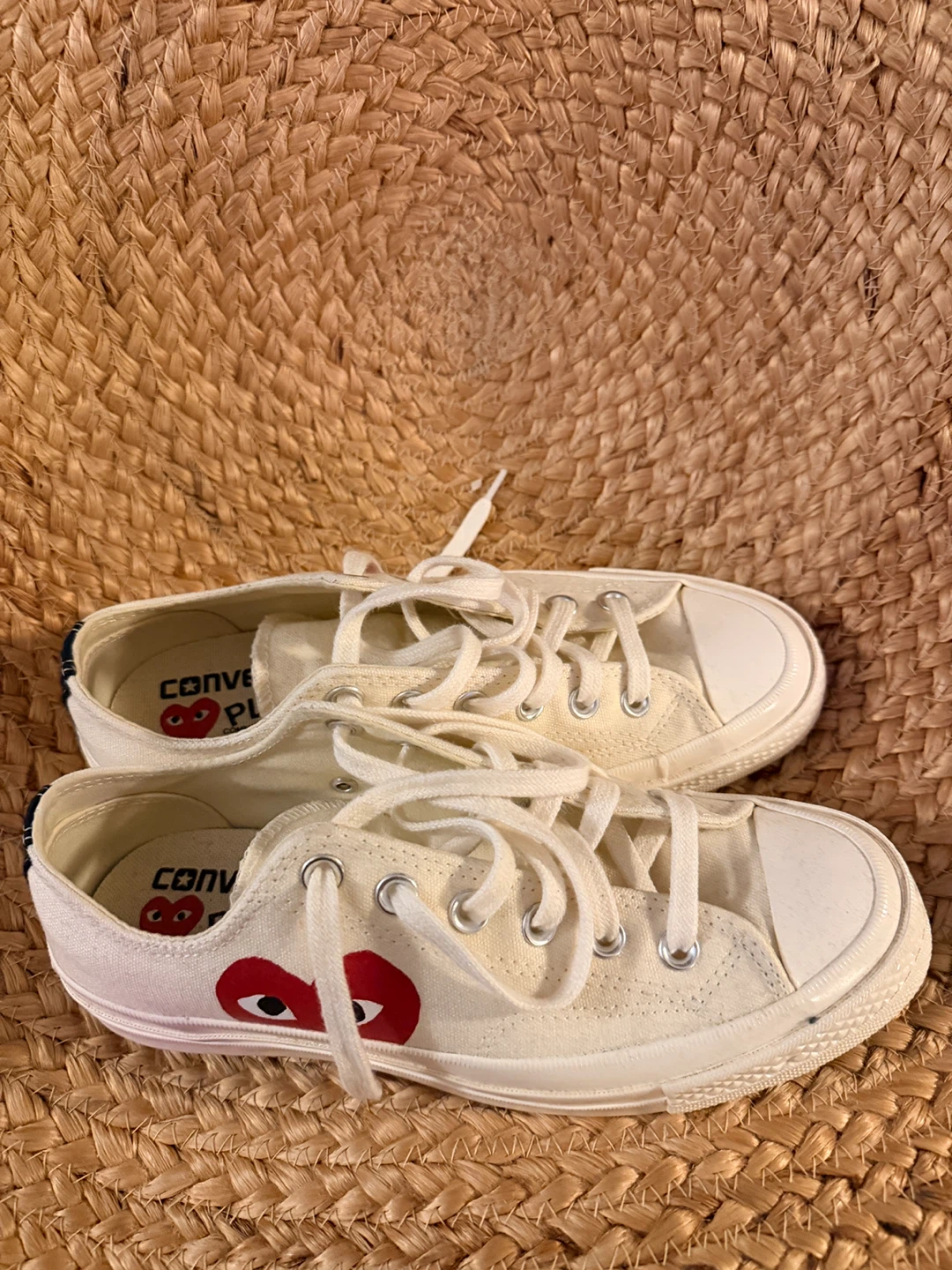 Comme des Garçons PLAY x Converse Low Top Cream - photo 2