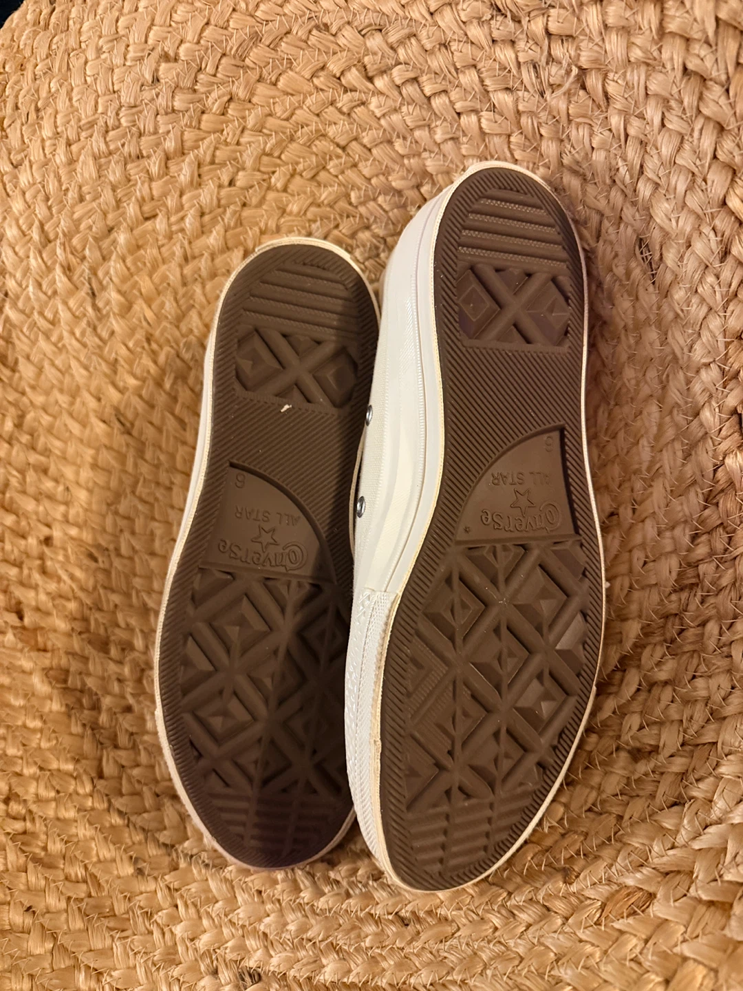 Comme des Garçons PLAY x Converse Low Top Cream - photo 3