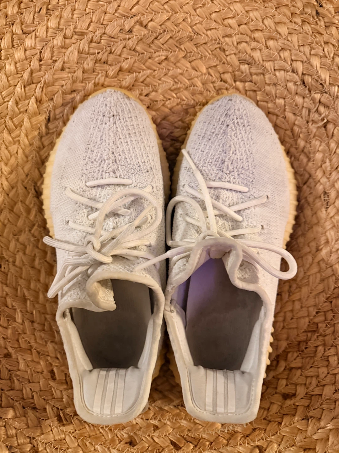 Adidas Yeezy Boost 350 V2 Light Sneakers