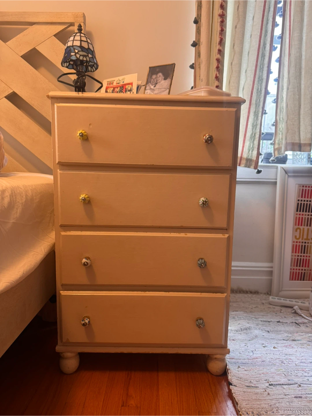 Cream 4-Drawer Wooden Dresser