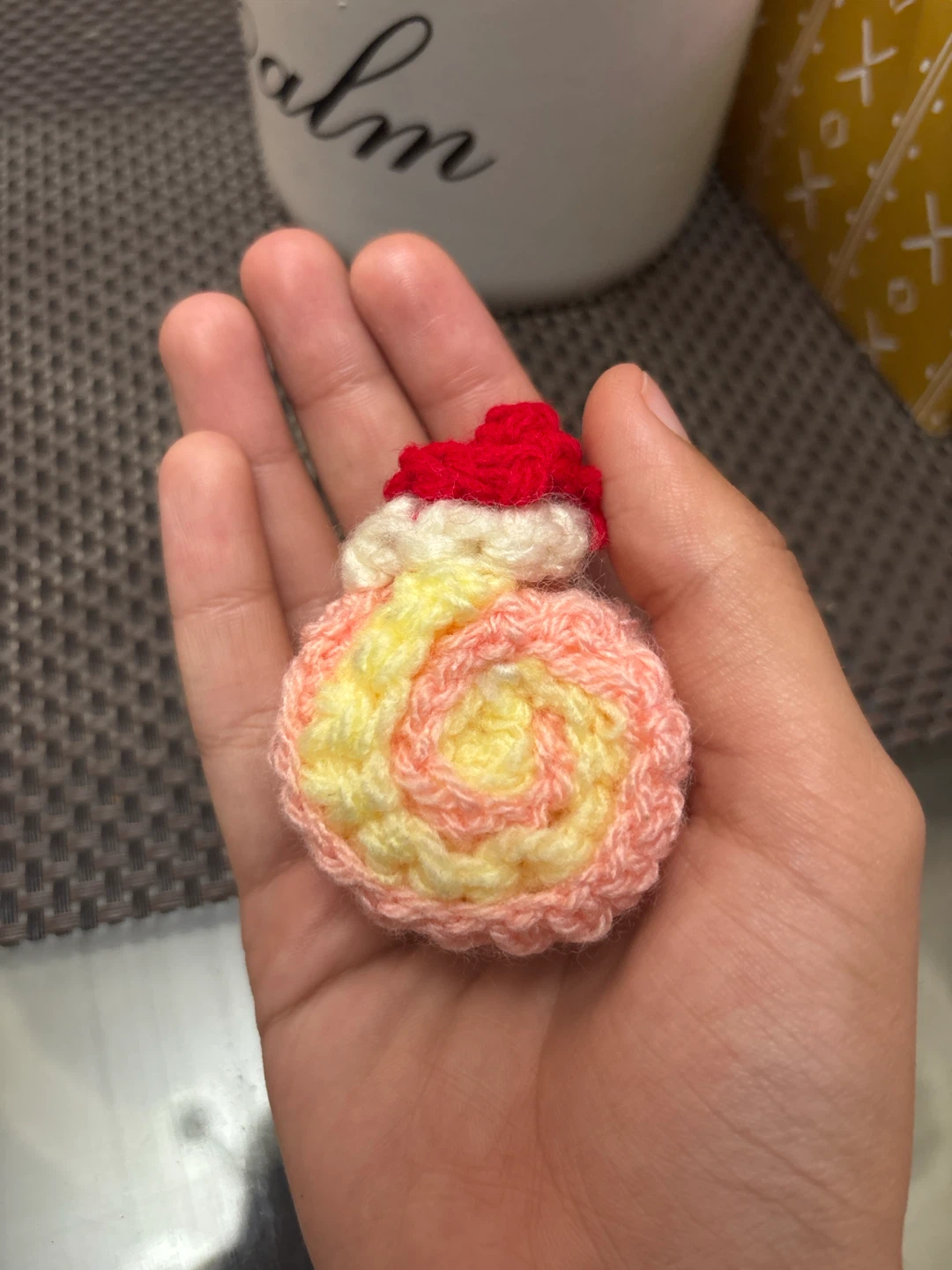 Handmade crochet cinnamon roll ornament - photo 2