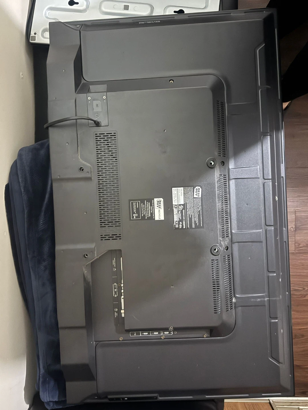 Toshiba 43”TV - photo 2
