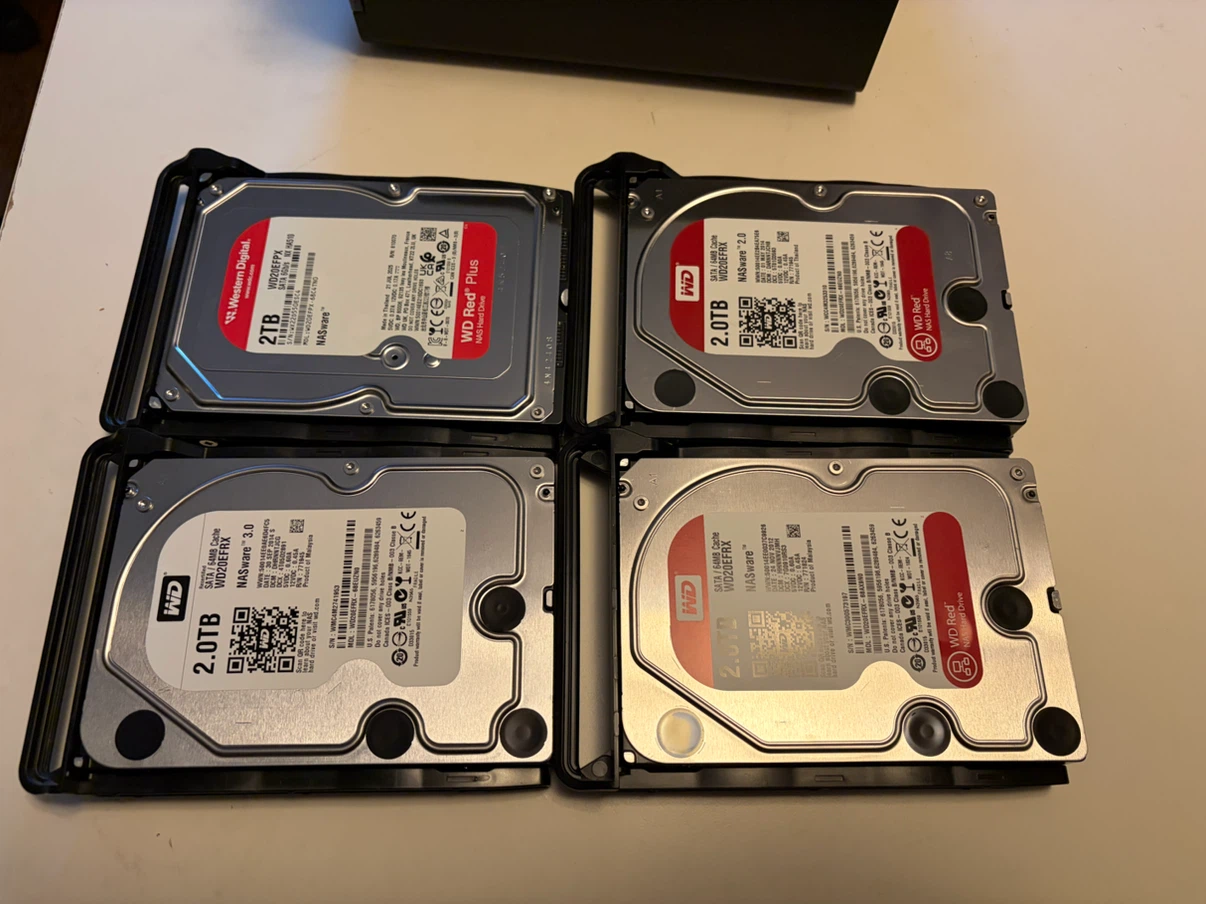Synology DiskStation DS412+ NAS with 8TB total storage - photo 3