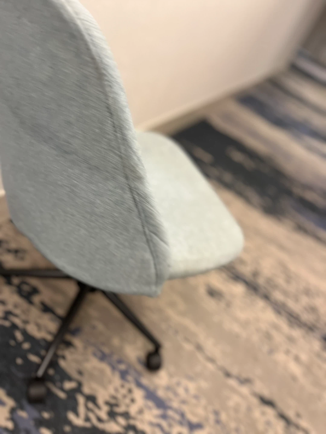 Light Blue Rolling Office Chair - photo 3