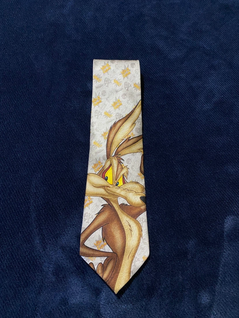 Looney Tunes Wile E. Coyote Tie ***