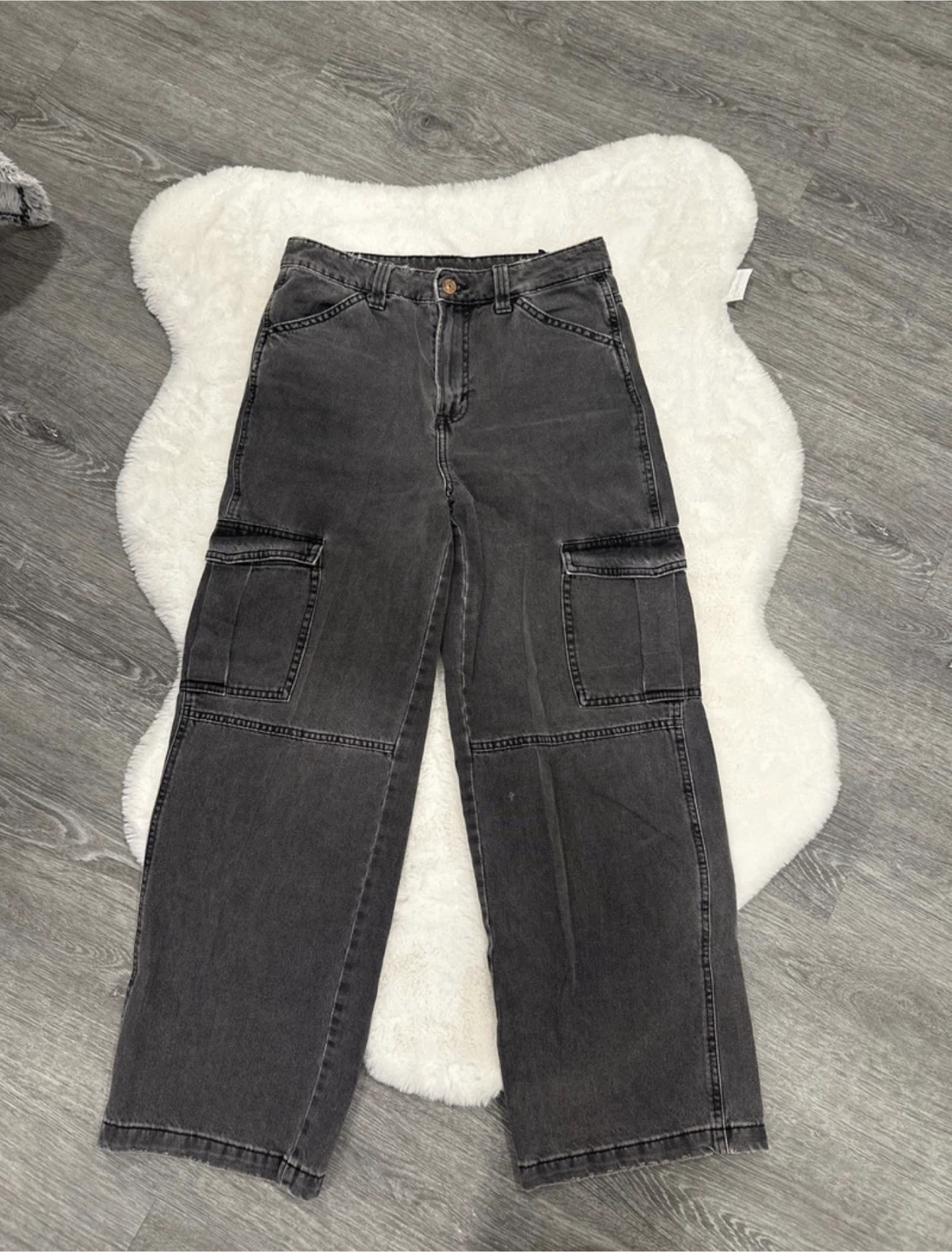 Women's Grey Cargo Jeans