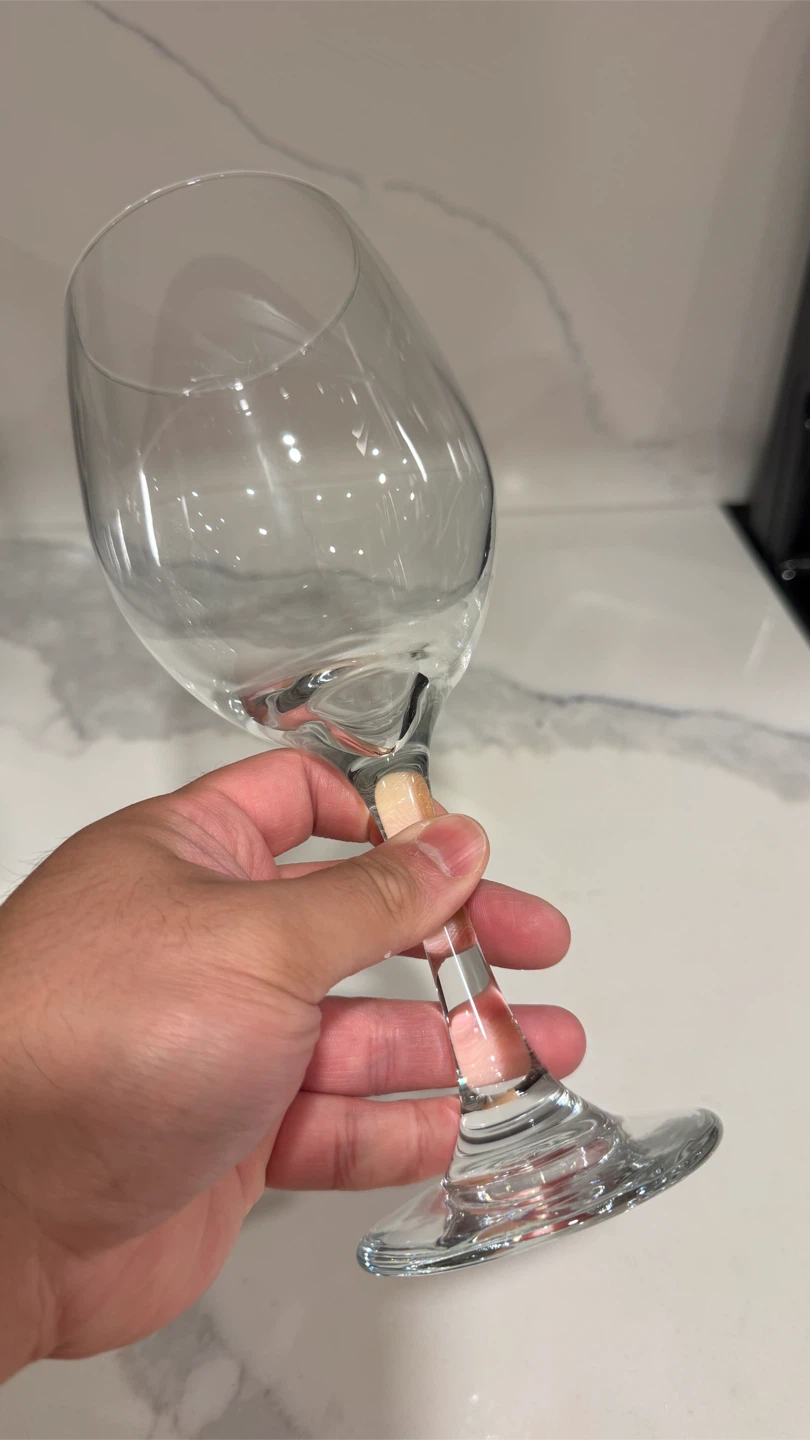 $5 for all 4 Wine Glasses - photo 4
