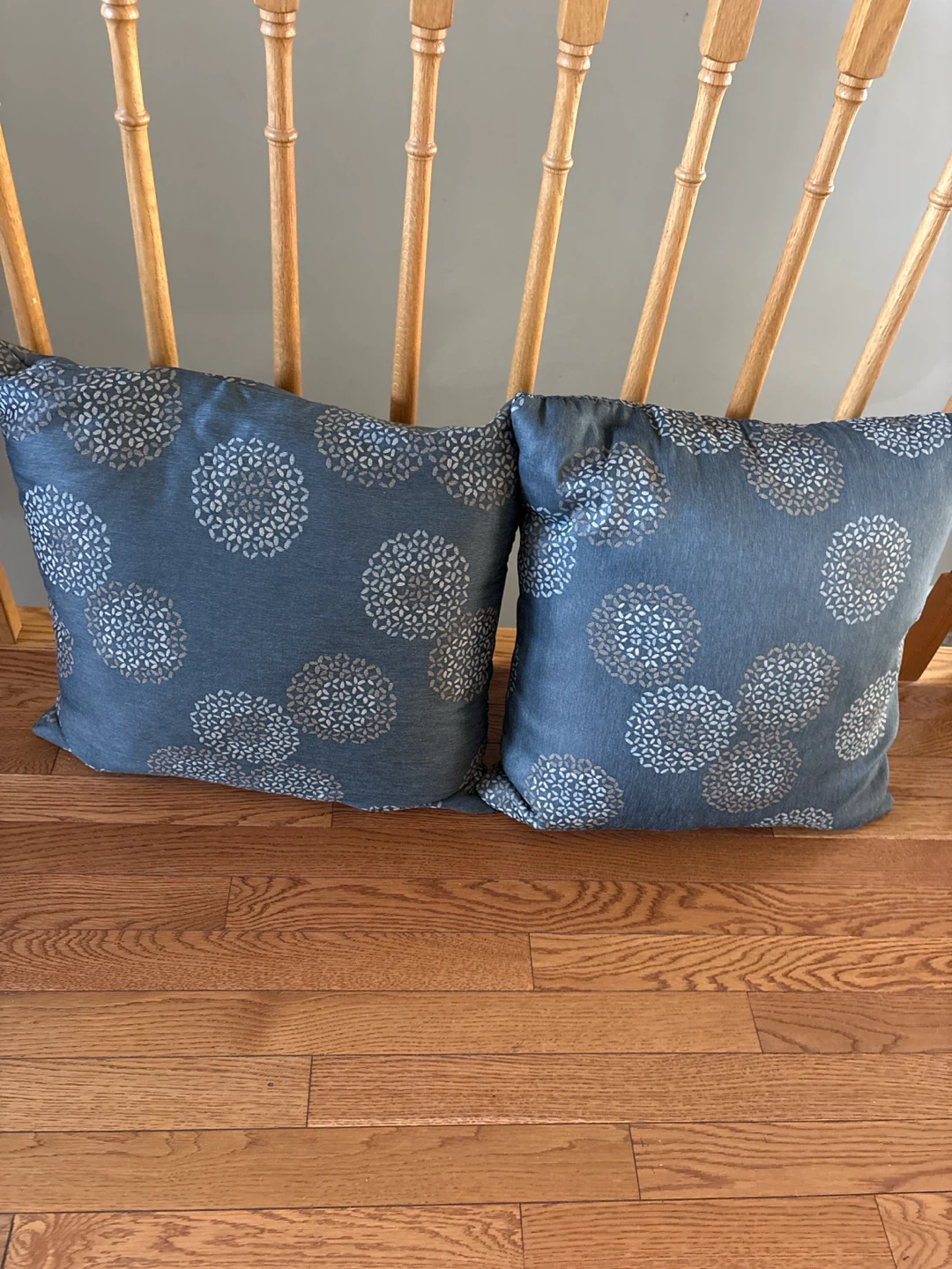 Set of 5 Decorative Pillows - photo 4