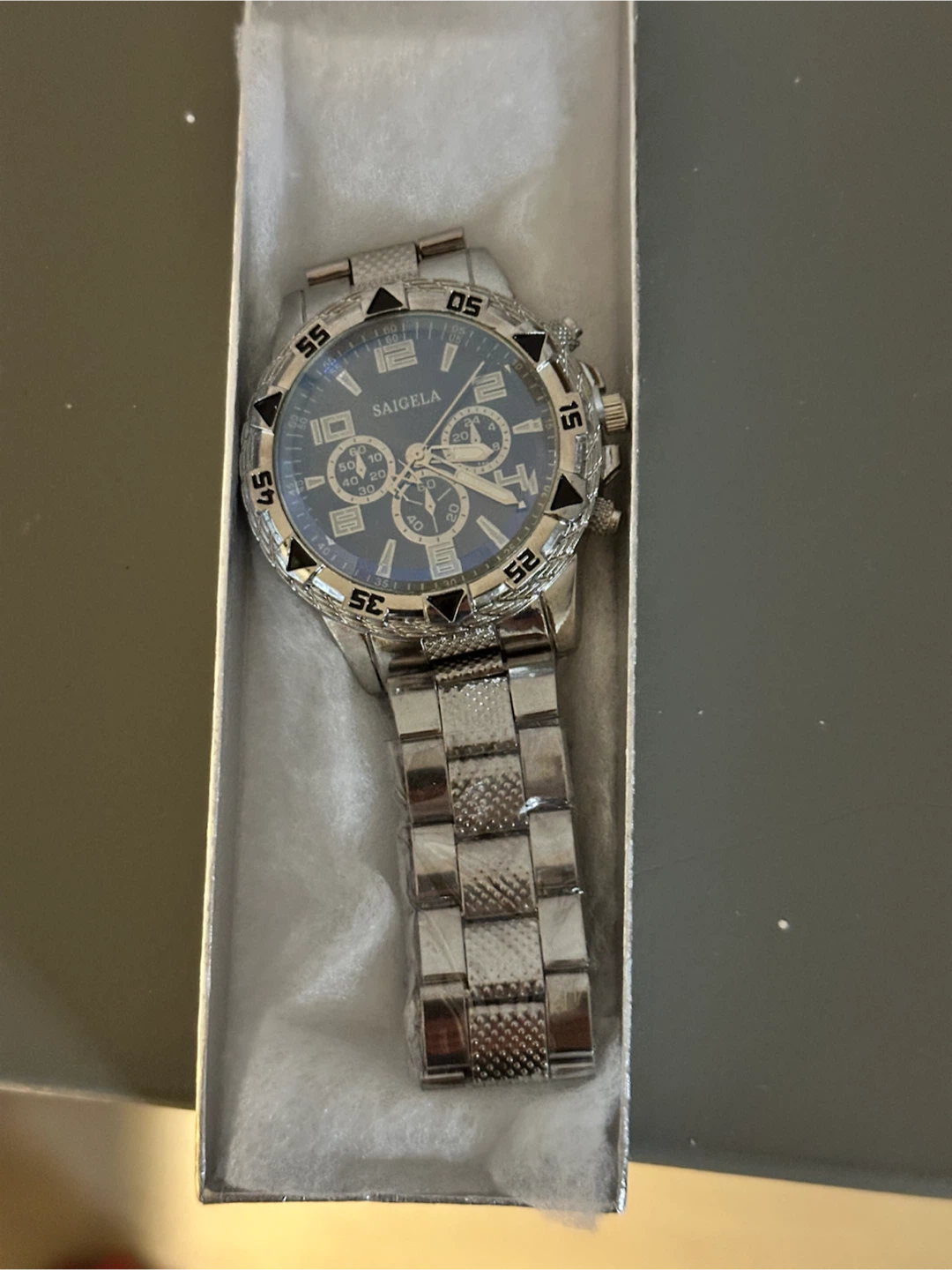 Saigela Chronograph Style Wristwatch - photo 2