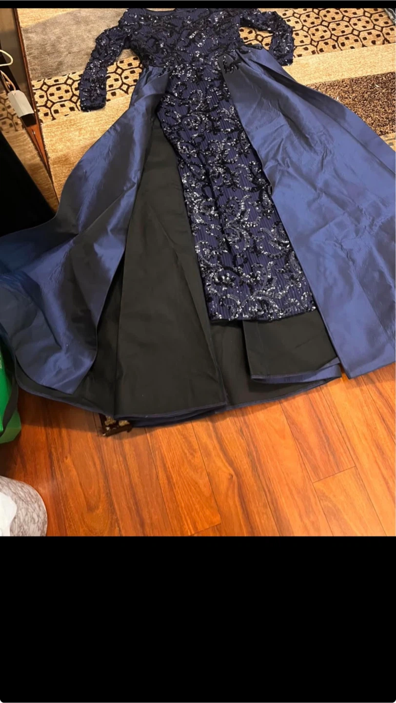 Navy Blue Sequin Embellished Evening Gown - photo 4