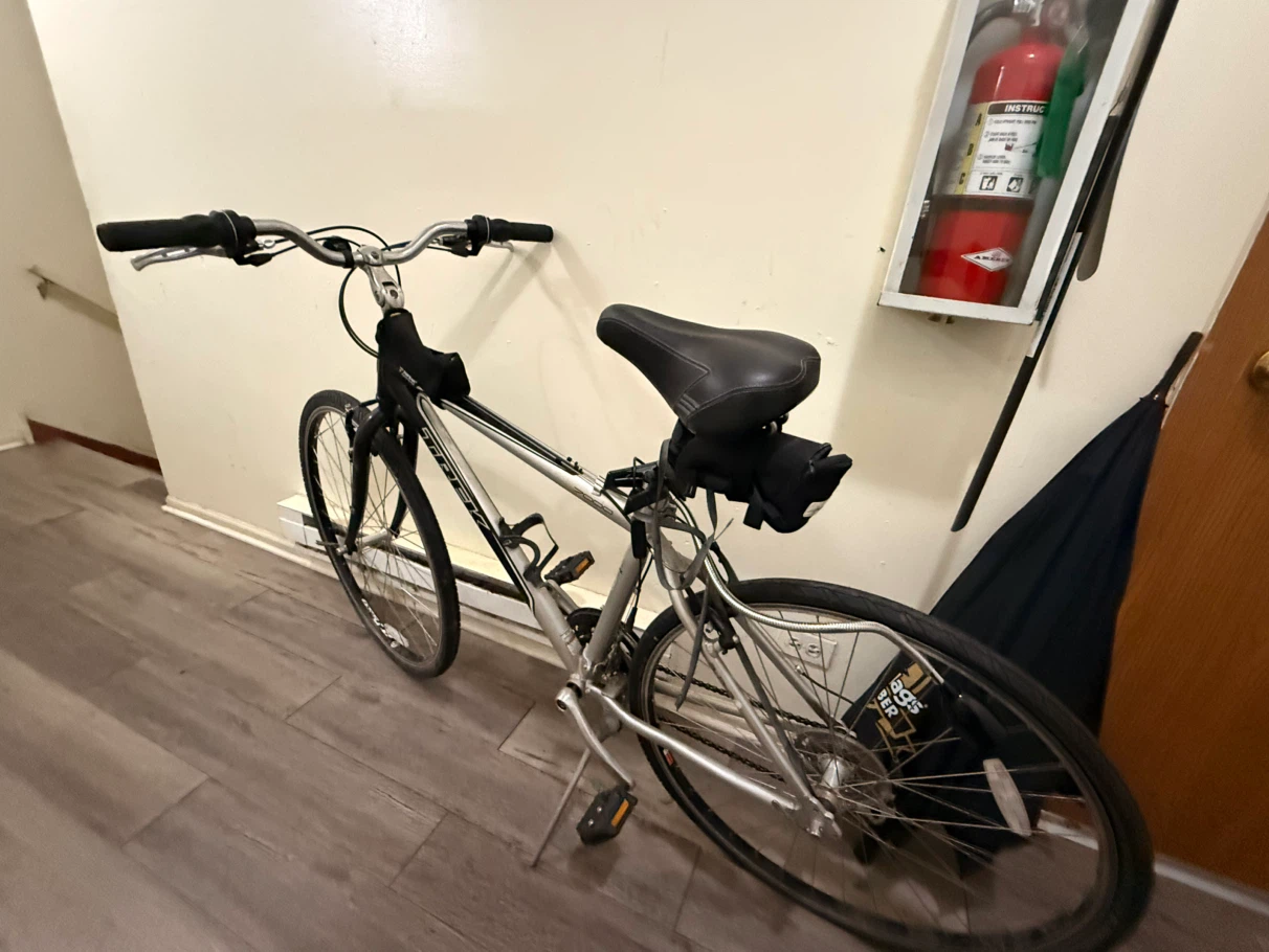 Trek Hybrid Bike - photo 3
