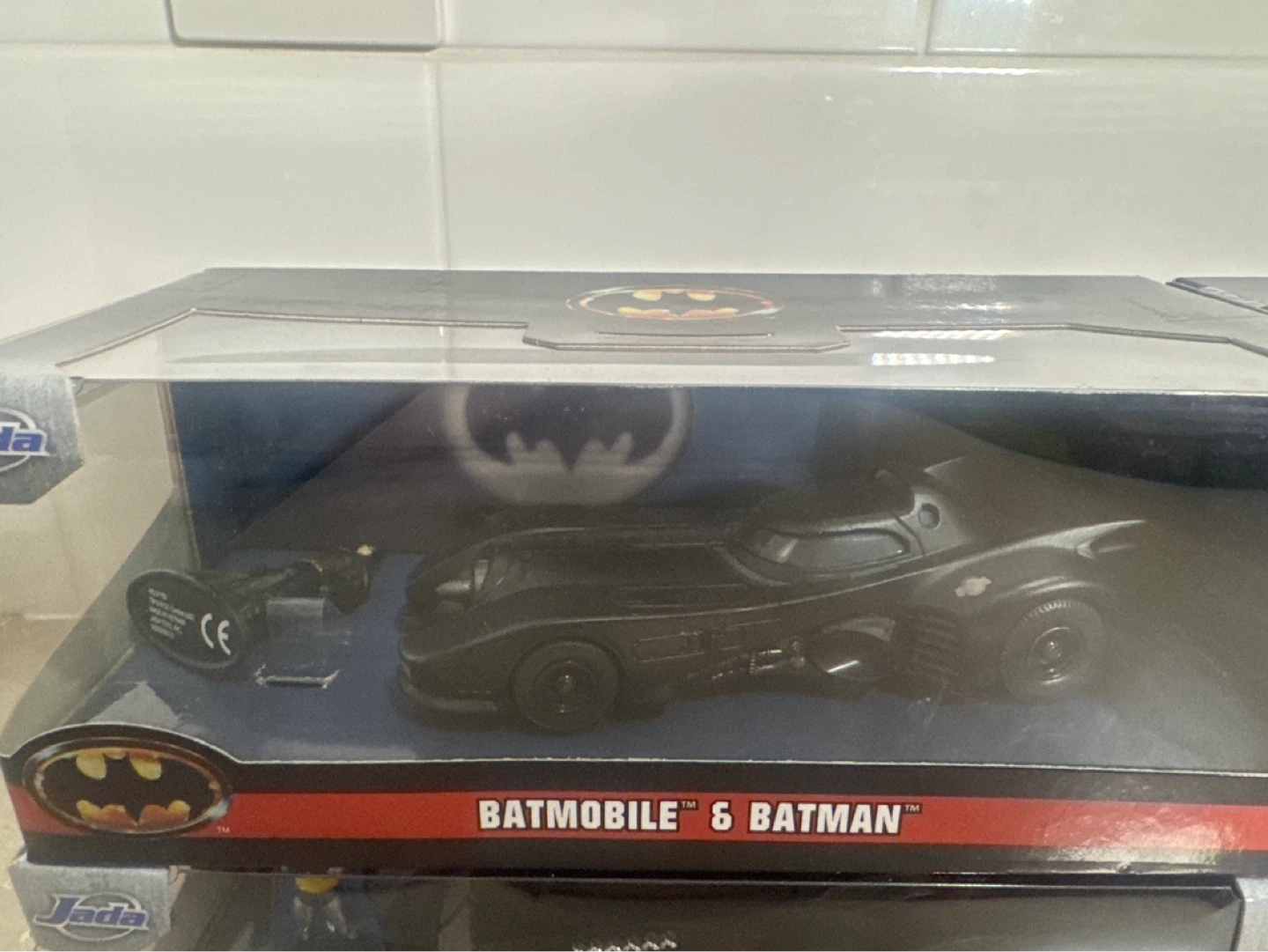 Jada Toys Die-Cast Batmobile and Batman Collection - photo 3