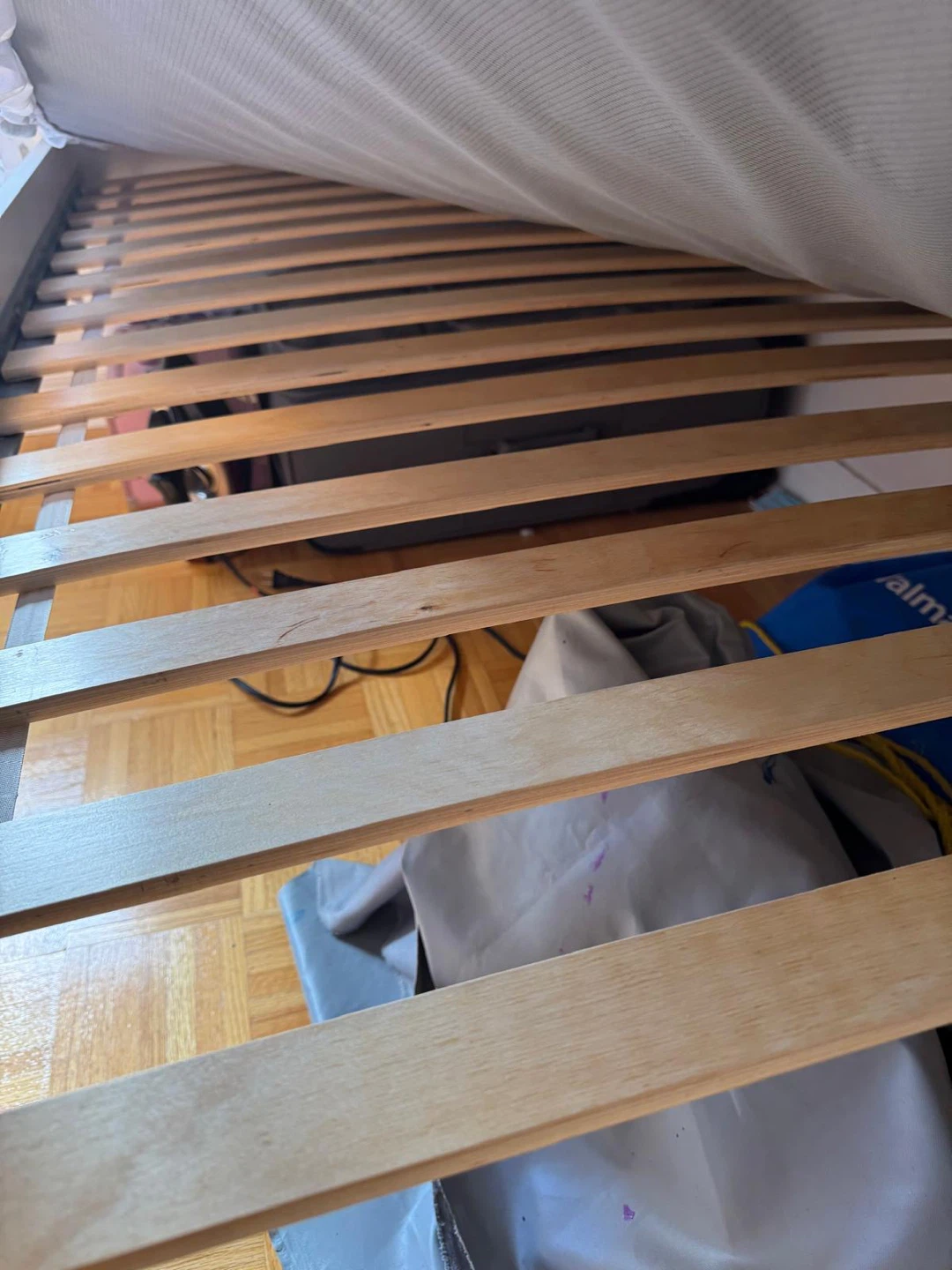 IKEA MALM Twin Bed Frame - White - photo 4