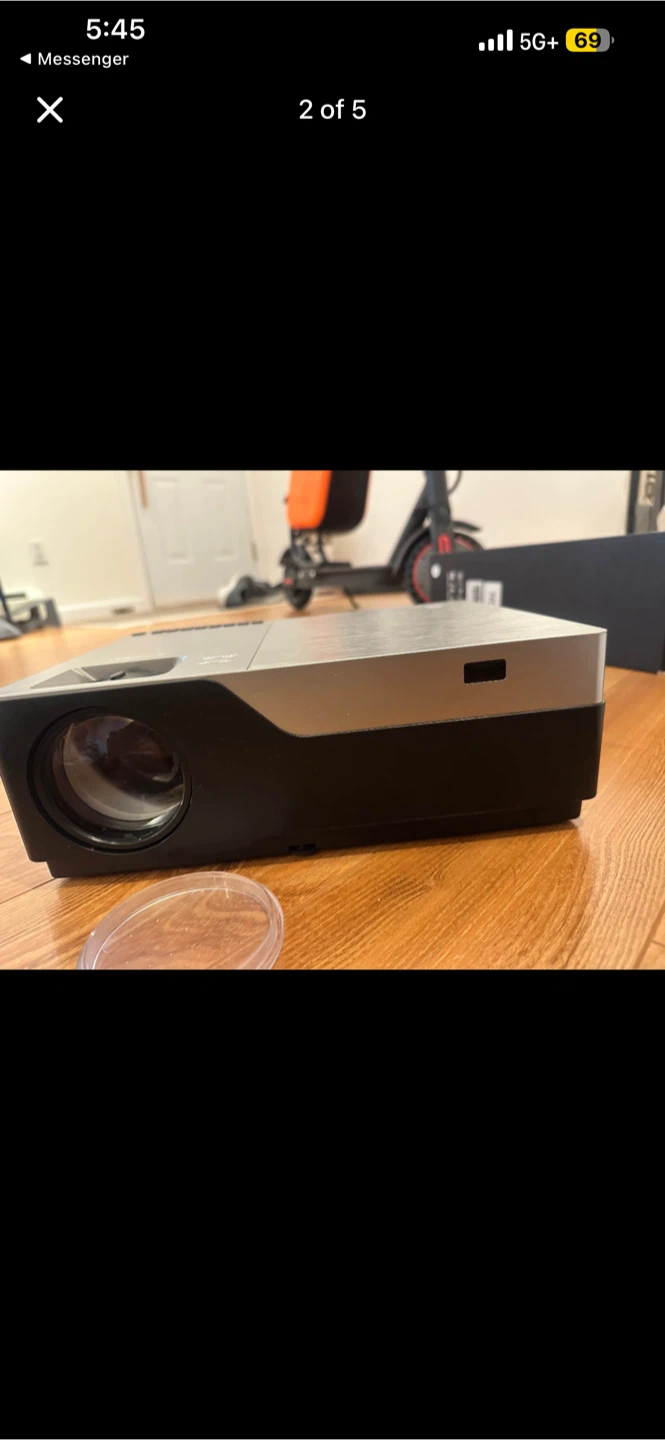 VANKYO Performance V600 Full HD Projector