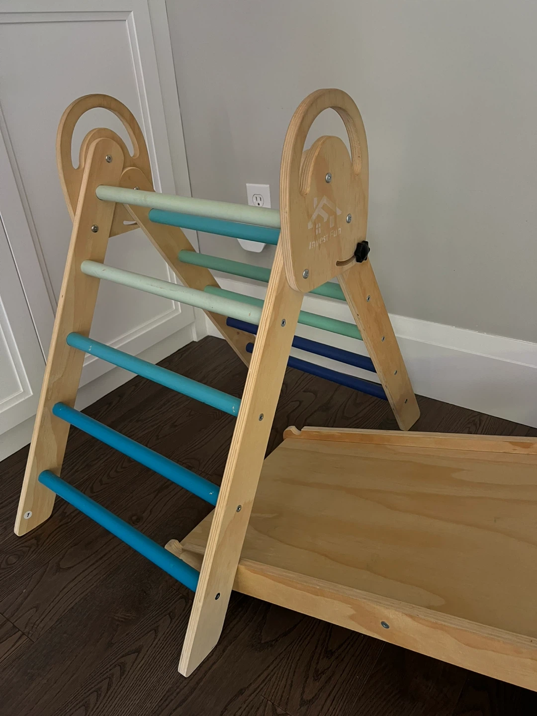 Wooden Climbing Triangle and Rock Climber Set - photo 2