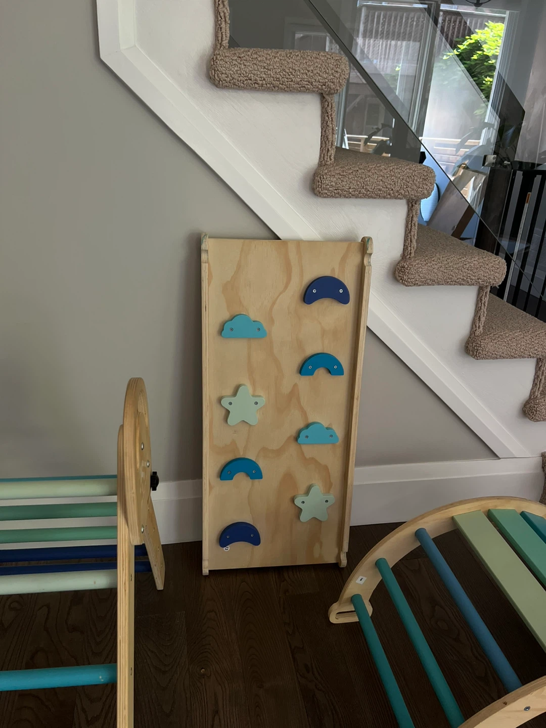 Wooden Climbing Triangle and Rock Climber Set - photo 4