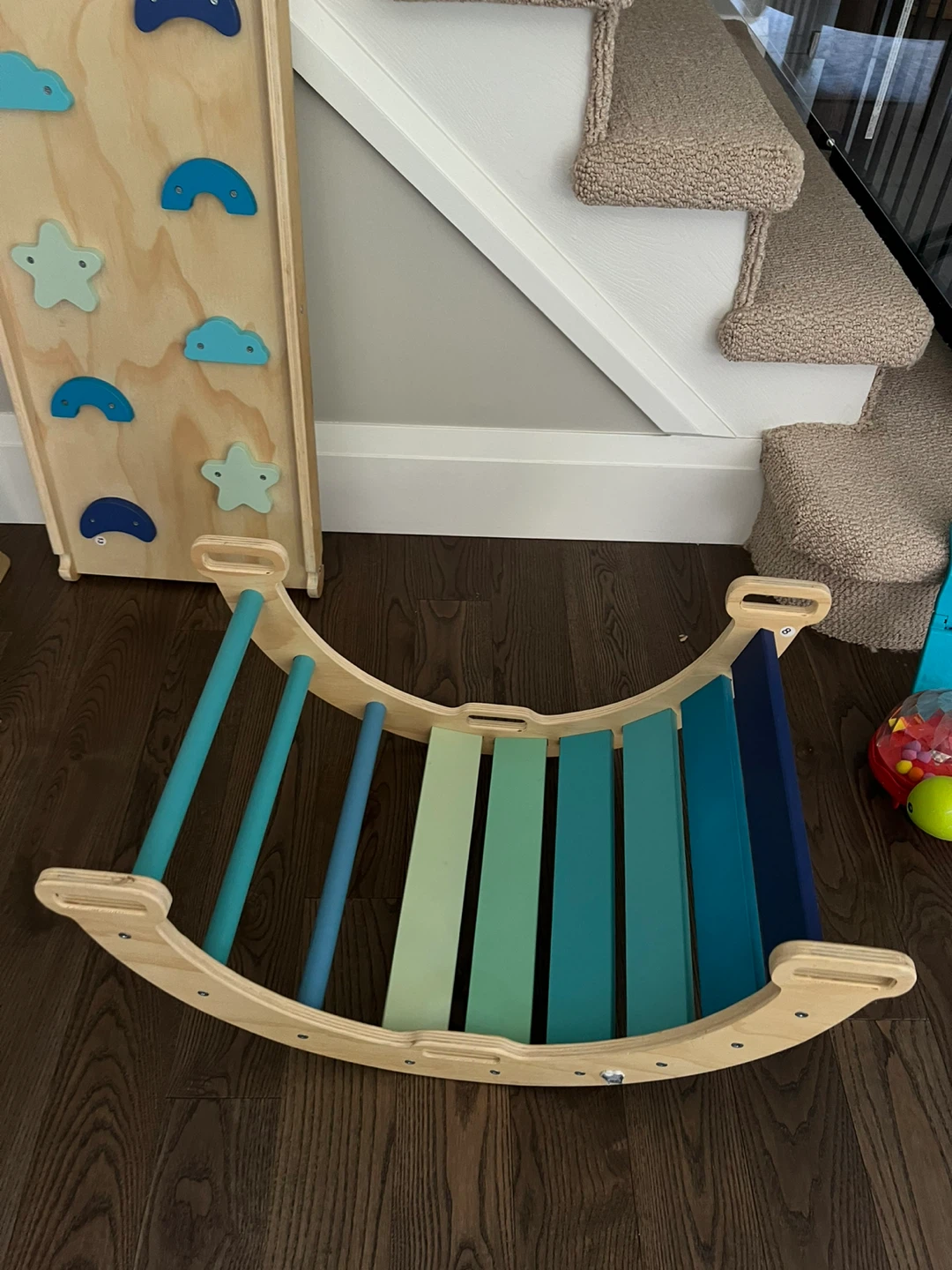 Wooden Climbing Triangle and Rock Climber Set - photo 5