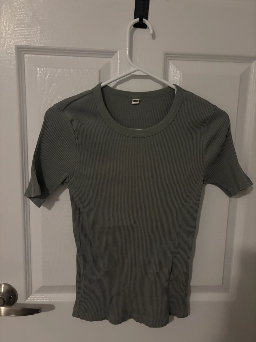 Uniqlo Ribbed Crew Neck Short Sleeve T-Shirt