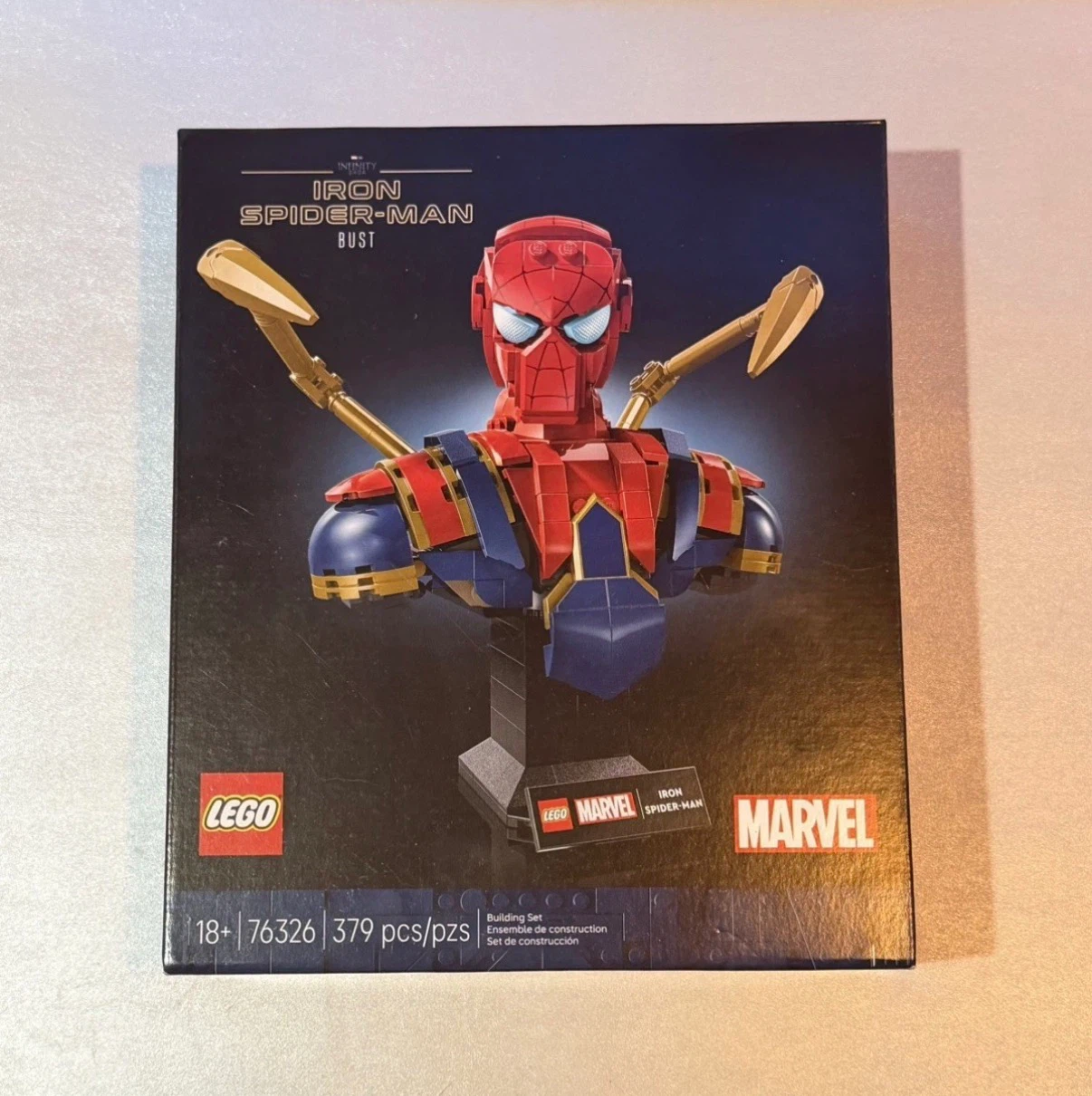 LEGO Marvel Iron Spider-Man Bust 76326