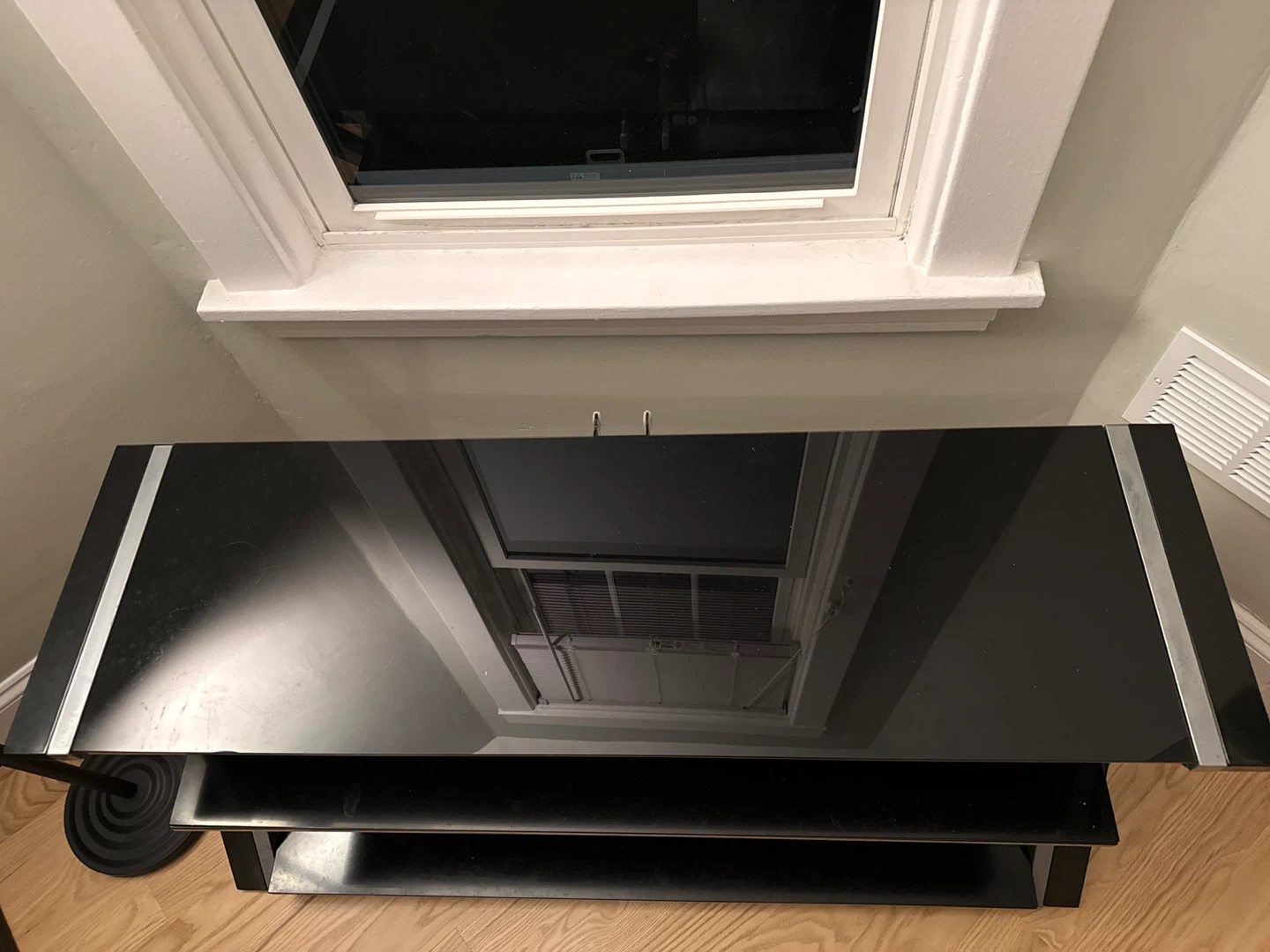 TV Stand - photo 3