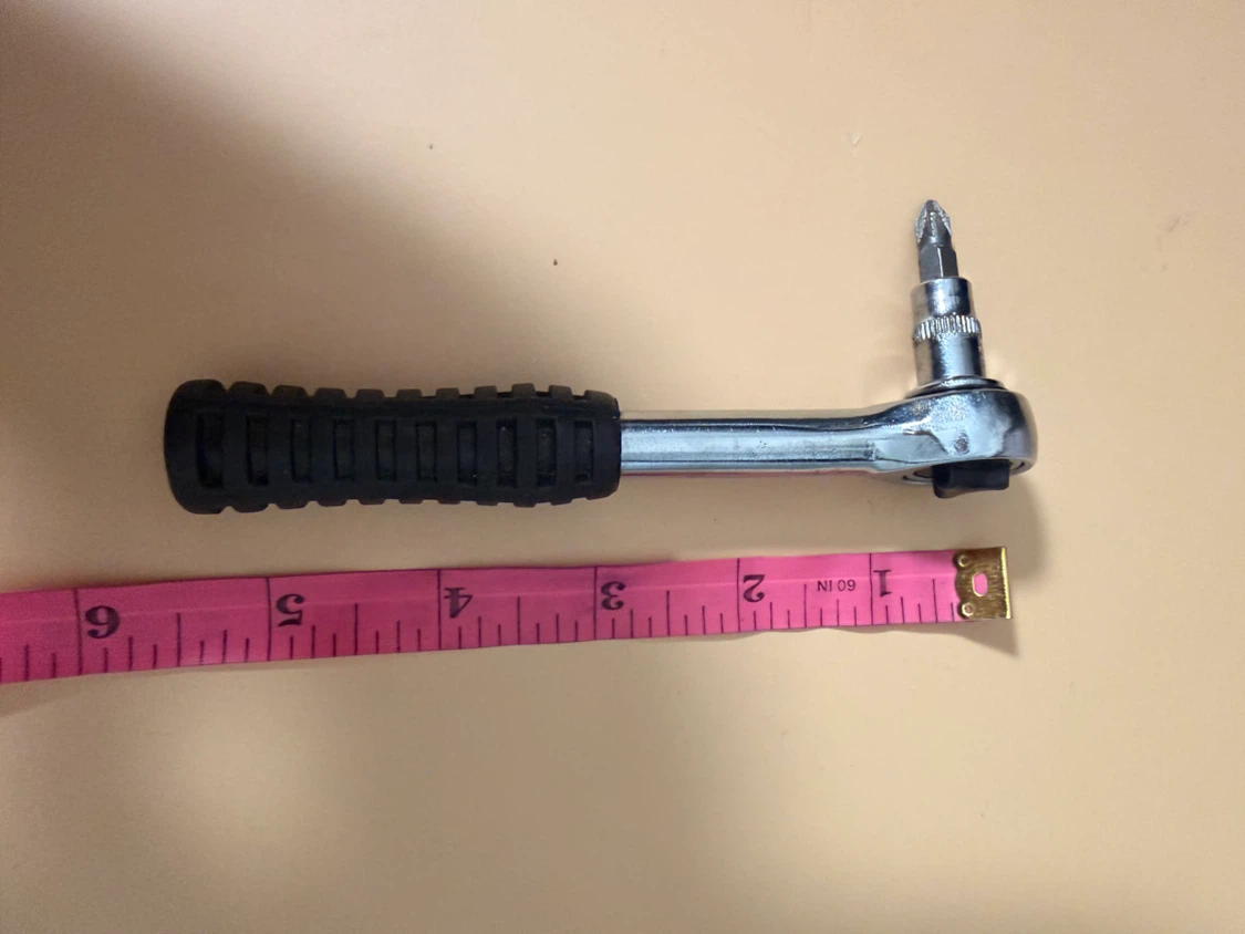 Ratchet Screwdriver with Bit