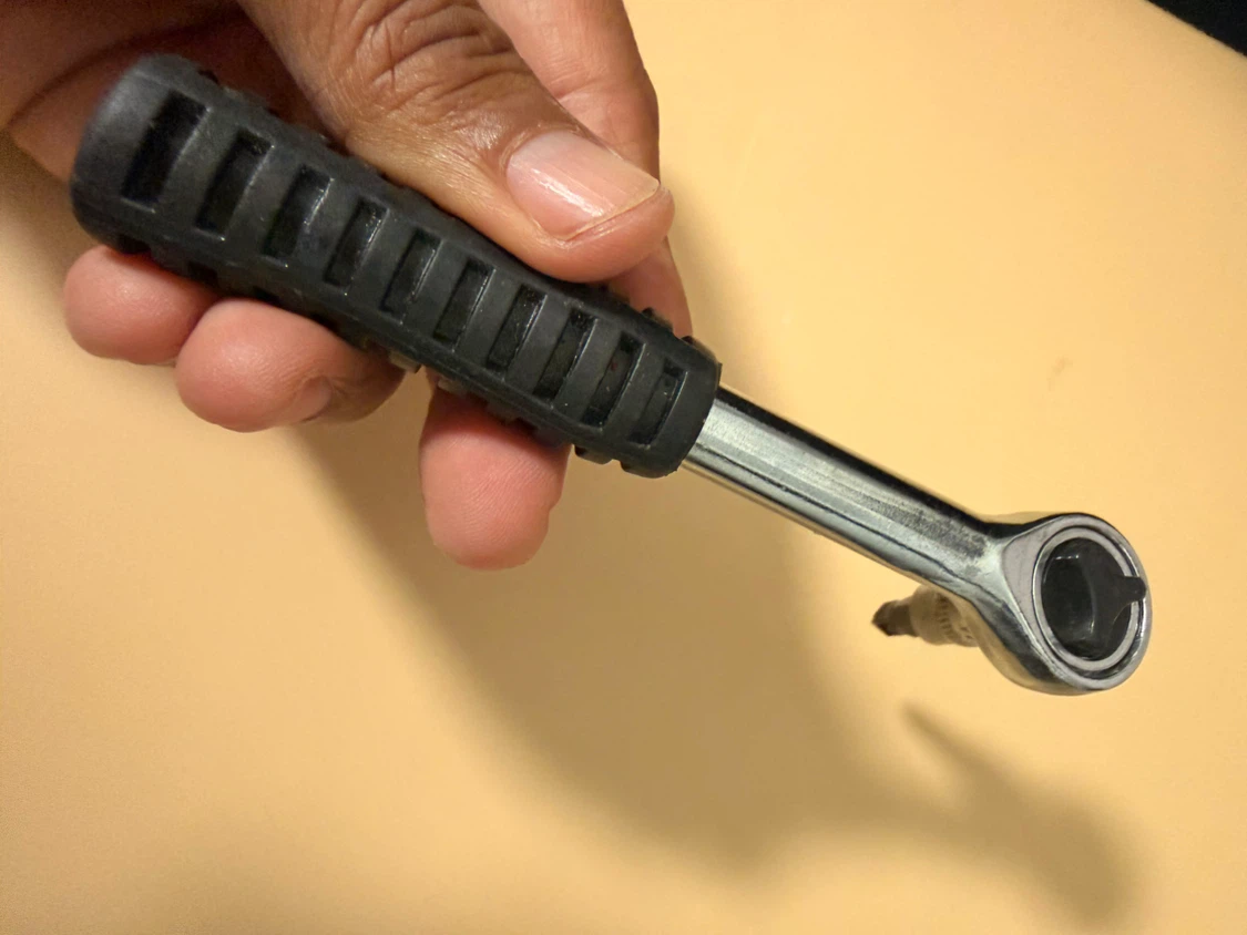 Ratchet Screwdriver with Bit - photo 5