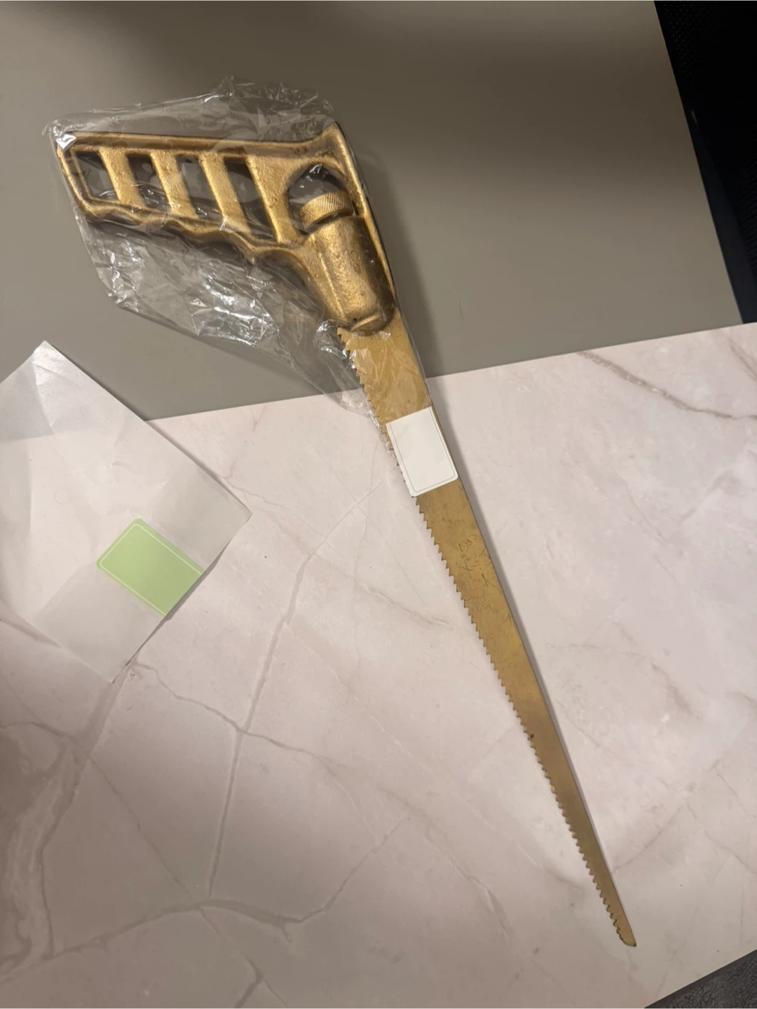 Decorative Gold Saw