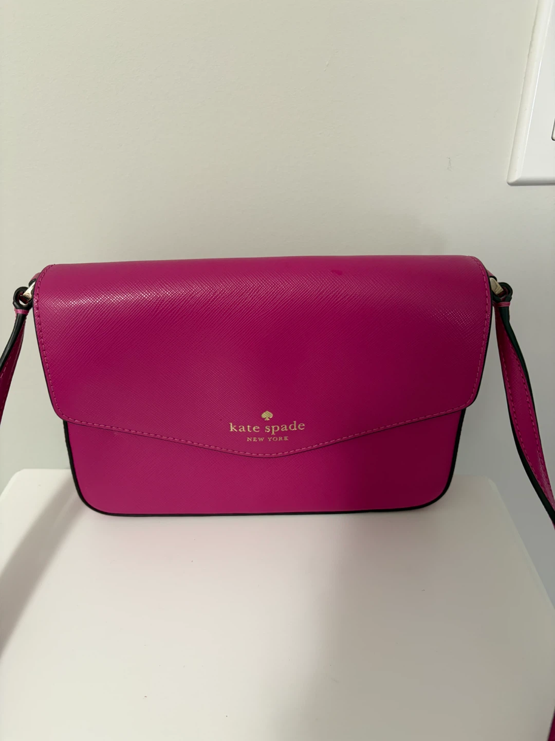 Vibrant pink Kate Spade Sadie Envelope Crossbody - photo 2