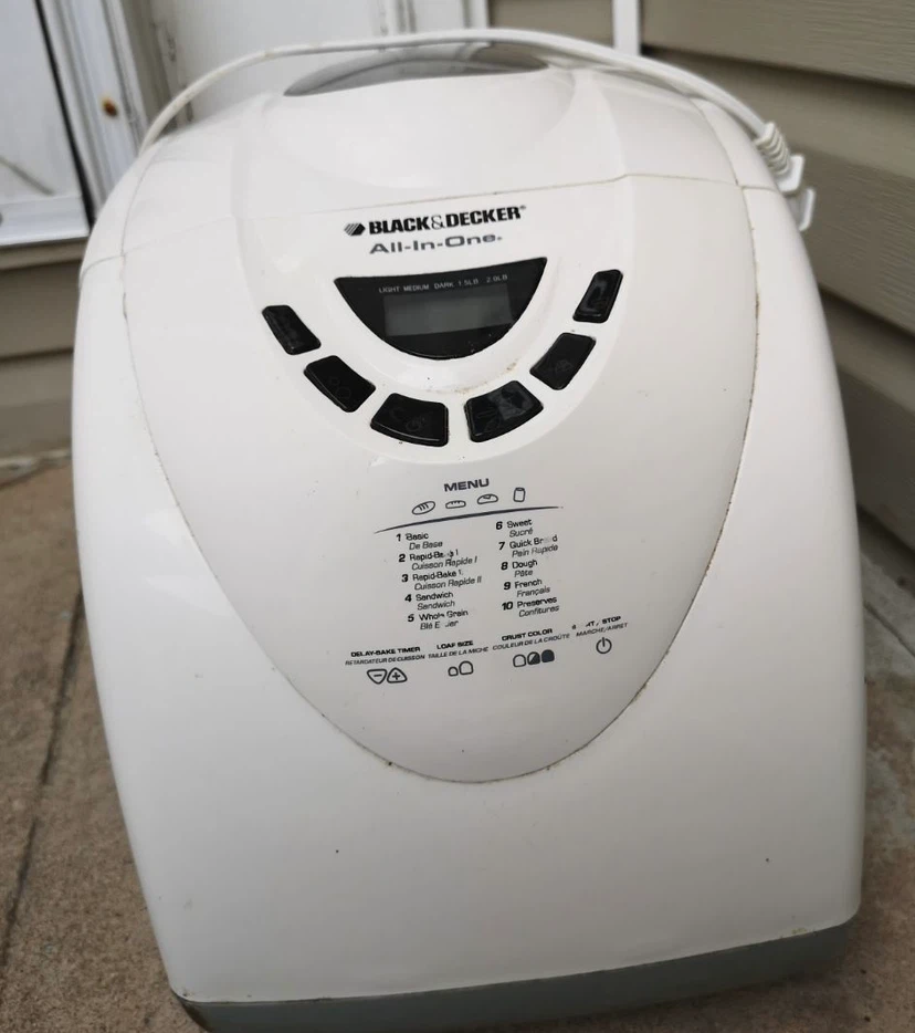 BLACK+DECKER All-in-One Bread Maker