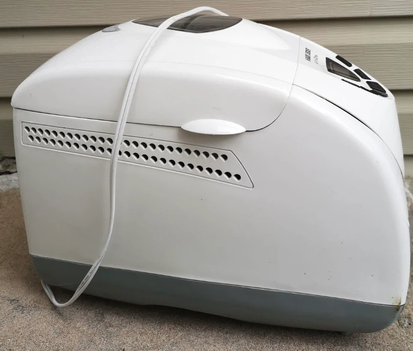 BLACK+DECKER All-in-One Bread Maker - photo 4