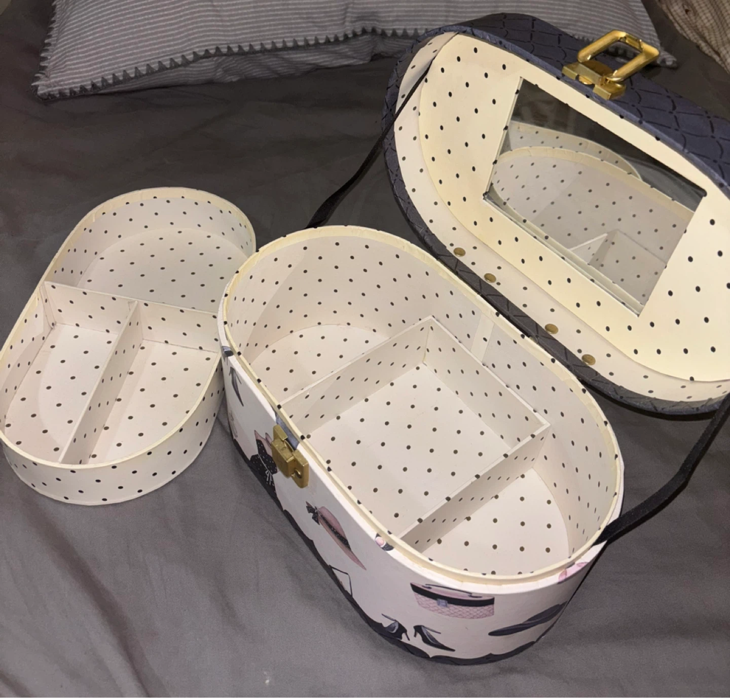 Down Town Fashion Vanity Case with Mirror