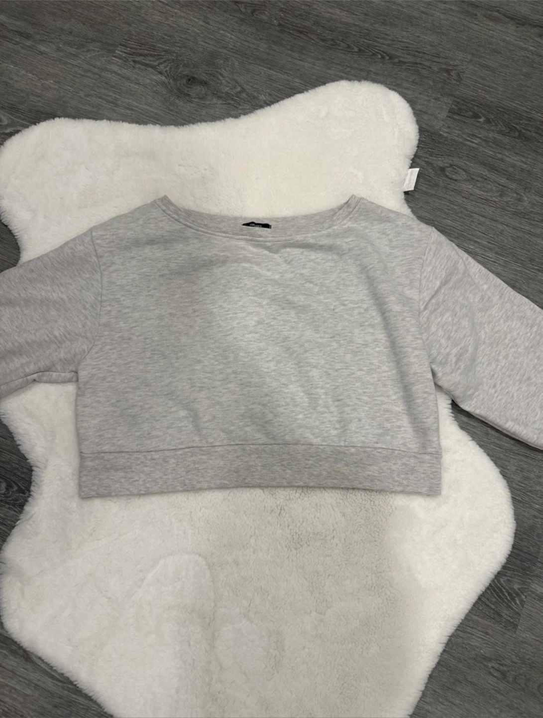 Grey Cropped Sweatshirt