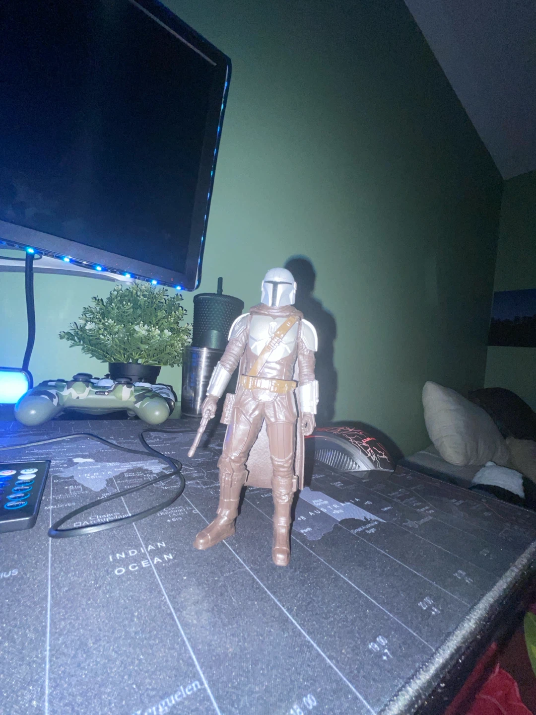 Star wars action figure, not so articulate