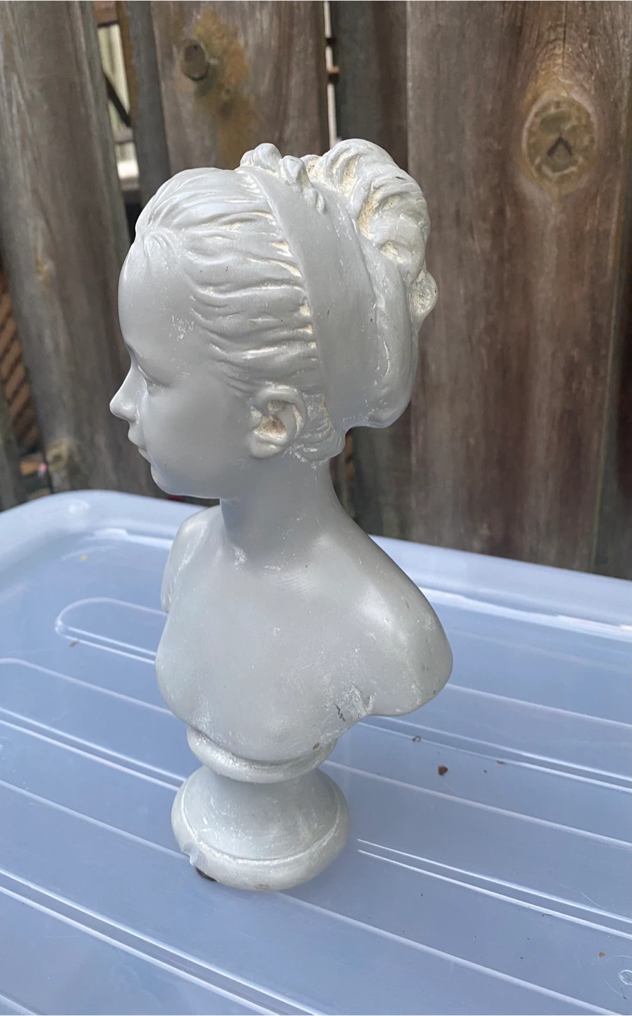 Bust of Louise Brongniart in Terracotta - photo 2
