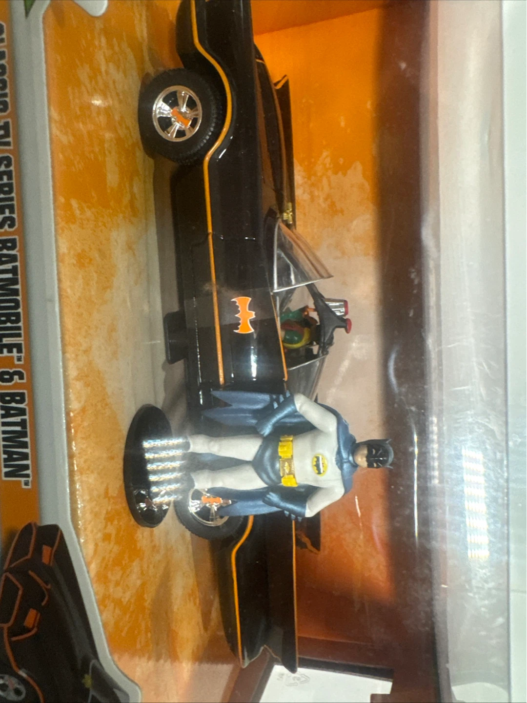 Jada Toys Metals Die Cast Batmobile & Batman Figure - photo 2