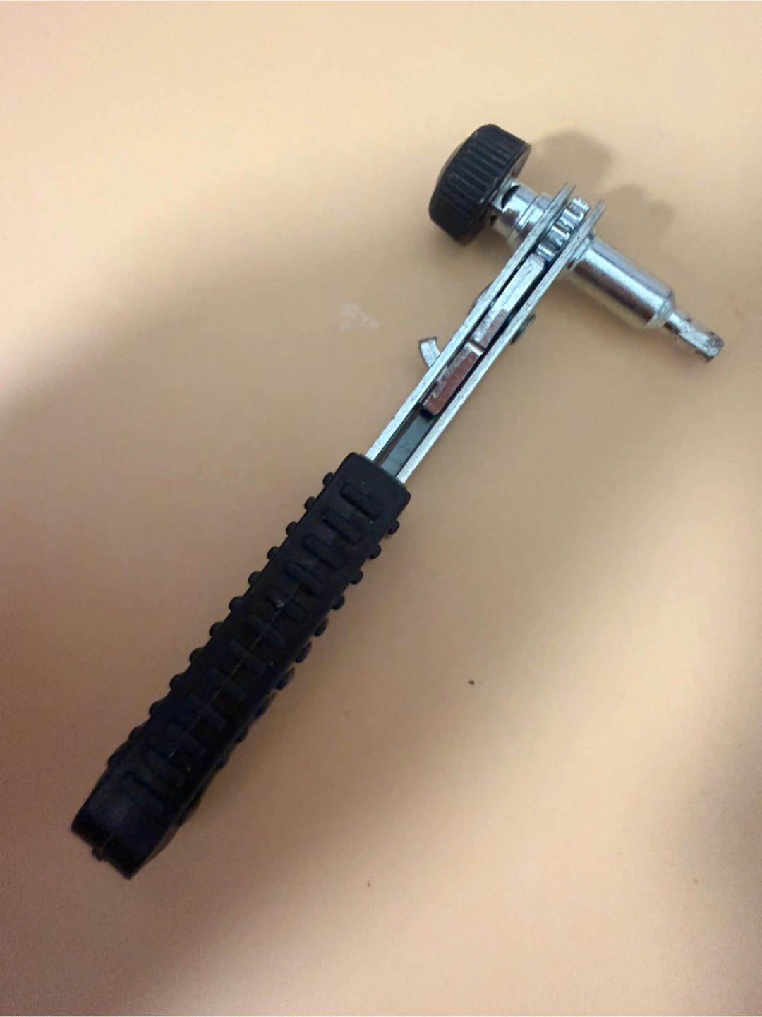 Ratchet Screwdriver Tool with Hex Bit - photo 2