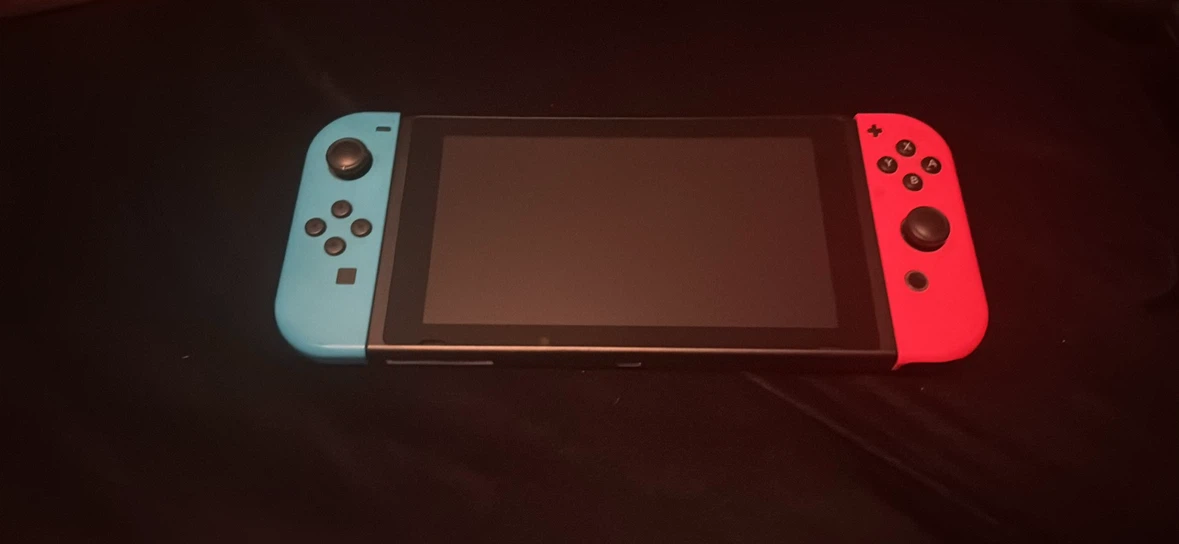 Nintendo Switch Console with Games and accessories - photo 2