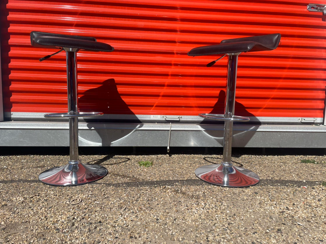 Set of 2 Black Adjustable Bar Stools - photo 3