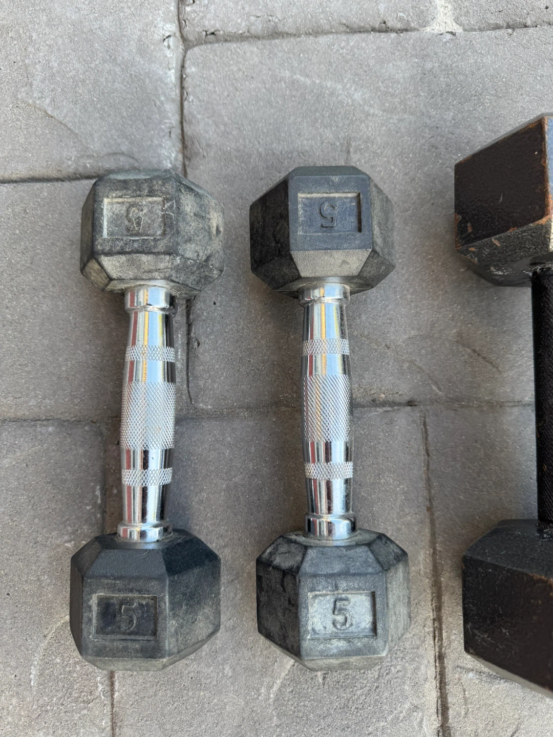 Hex Dumbbells - 5, 15, 20, 35 lb pairs - photo 4