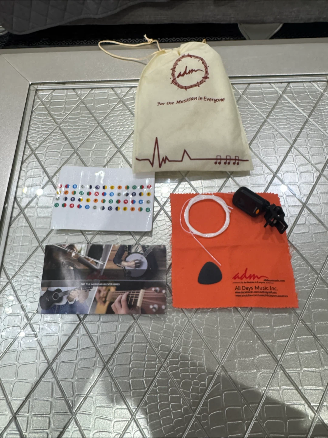 ADM Ukulele Starter Kit - photo 4