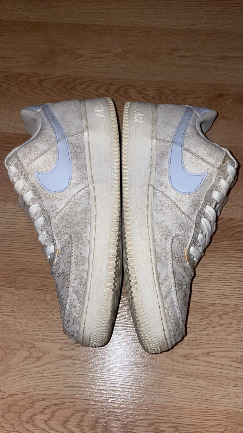 Size 9.5 women’s af1 15$ - photo 3