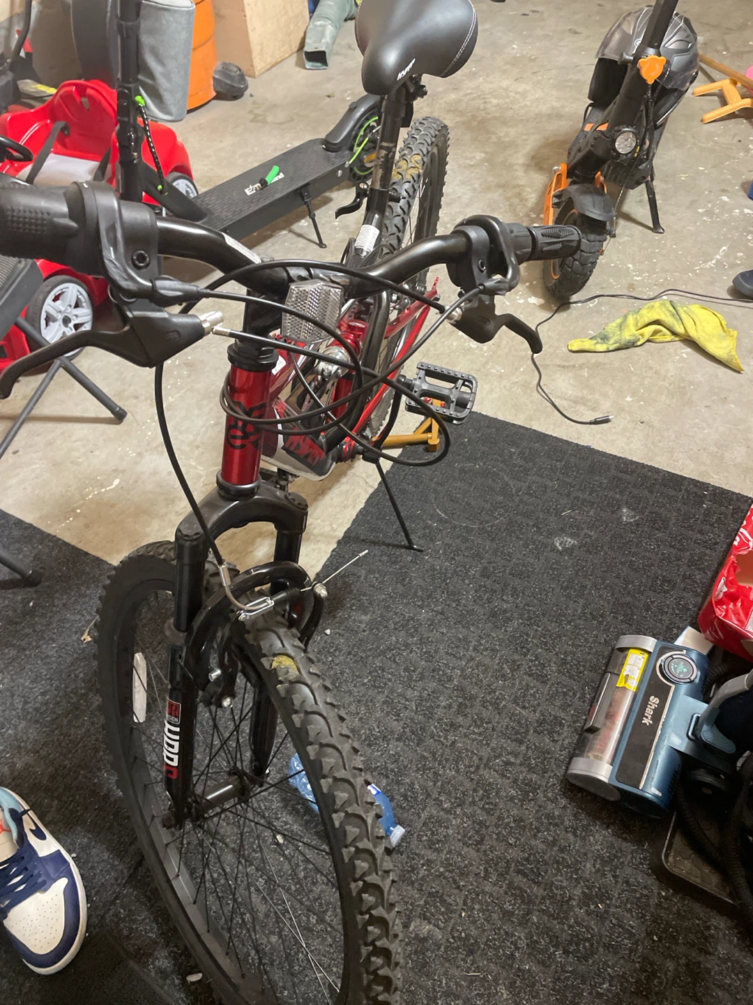 Hyper shocker 24 bike - photo 2