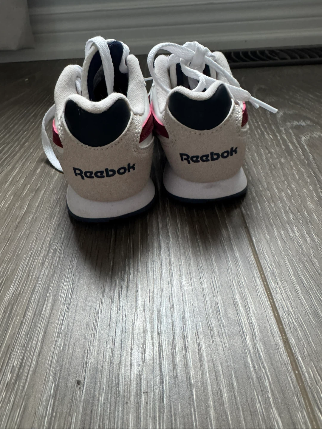Reebok Classic Sneakers toddler shoes size 12 - photo 3