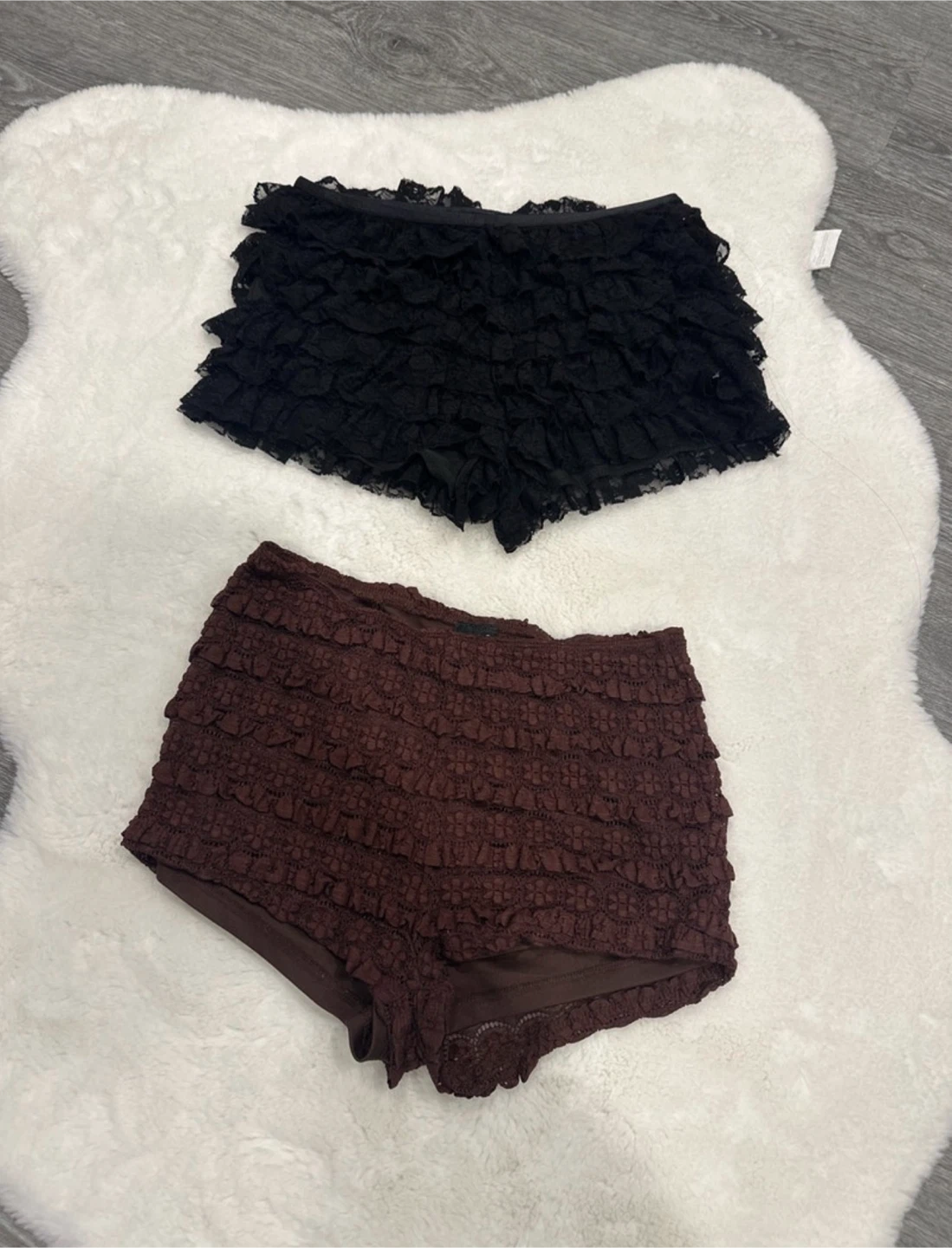 Ruffled Lace Shorts - Black & Brown