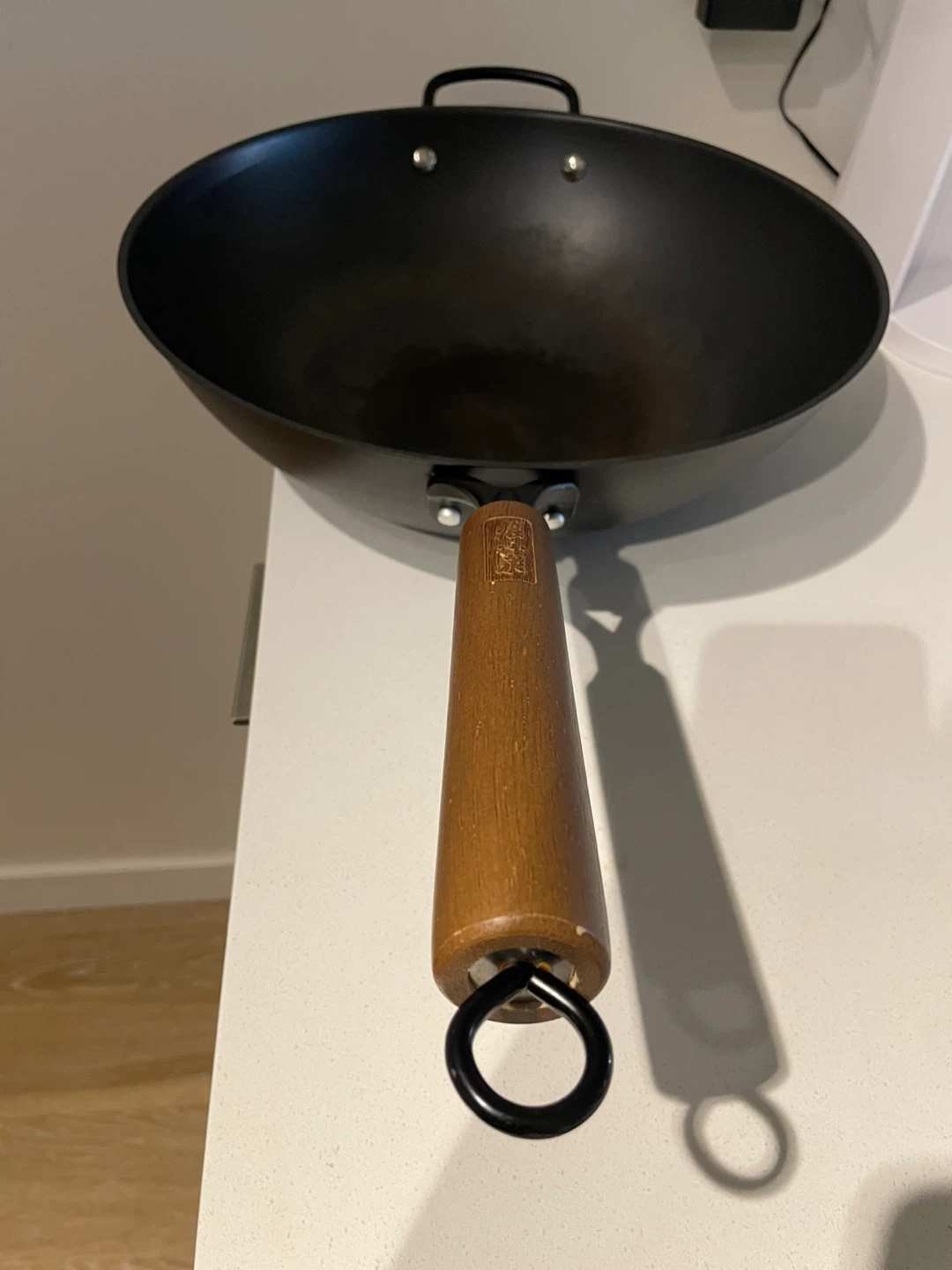 Wok with Wooden Handle