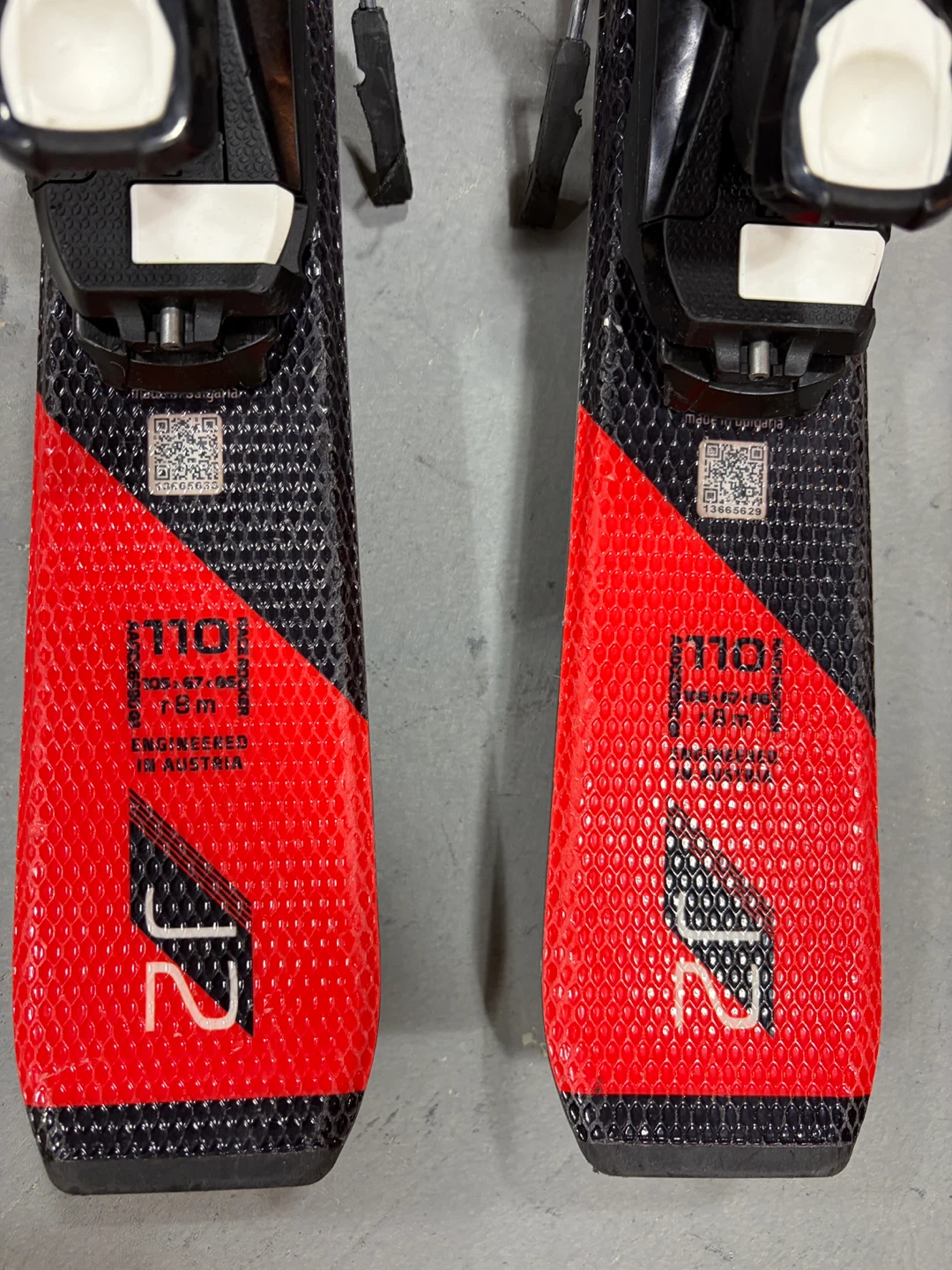Atomic Redster J2 Skis with Bindings -110 cm - photo 2