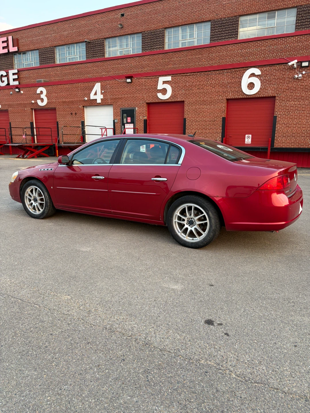 2007 Buick Lucerne CXS sedan - photo 3