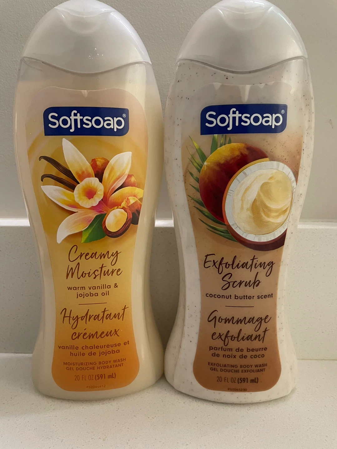 Softsoap Exfoliating Scrub Coconut Butter Scent Body Wash - photo 3