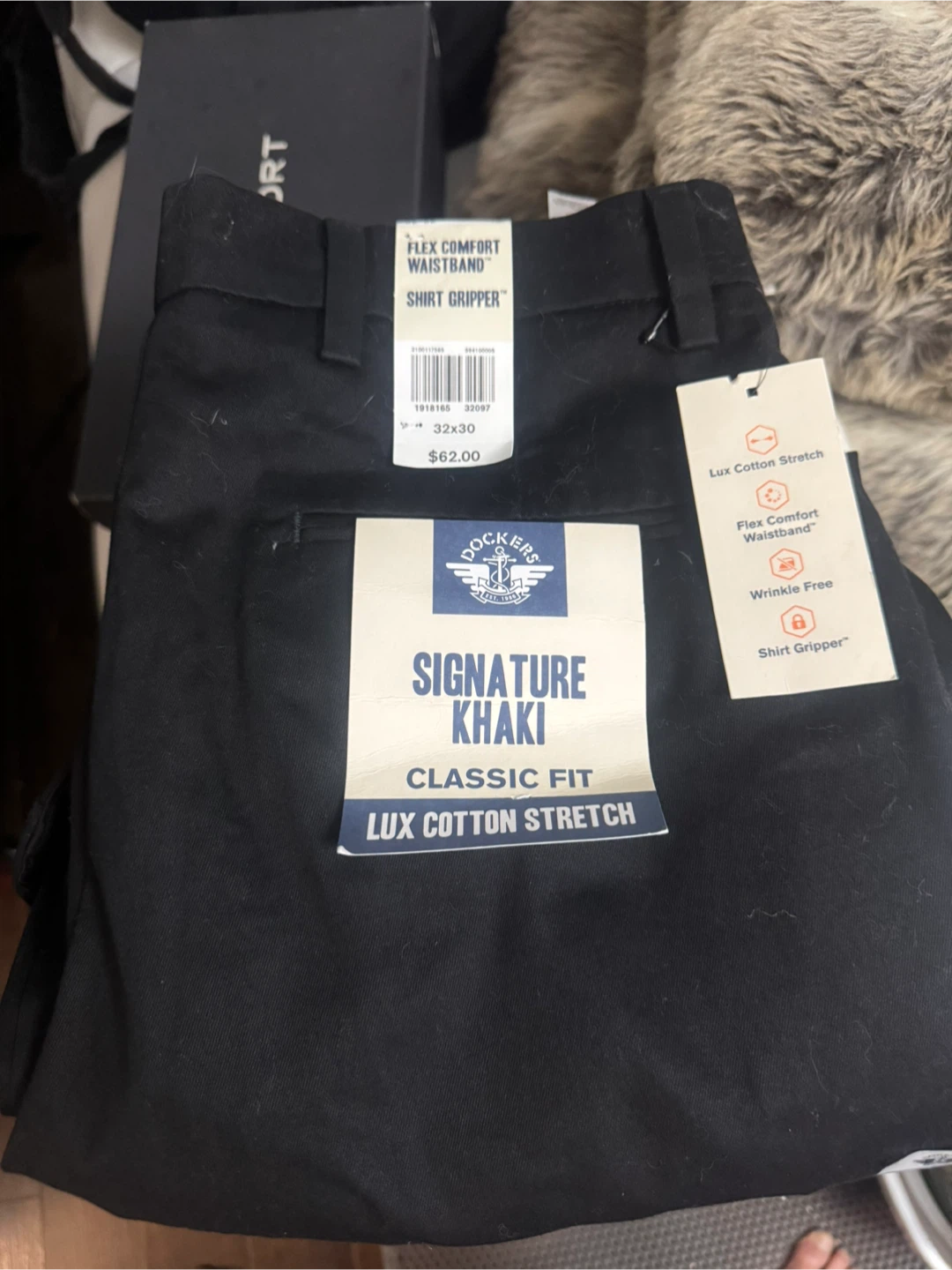 Dockers Signature Khaki Classic Fit Pants Black