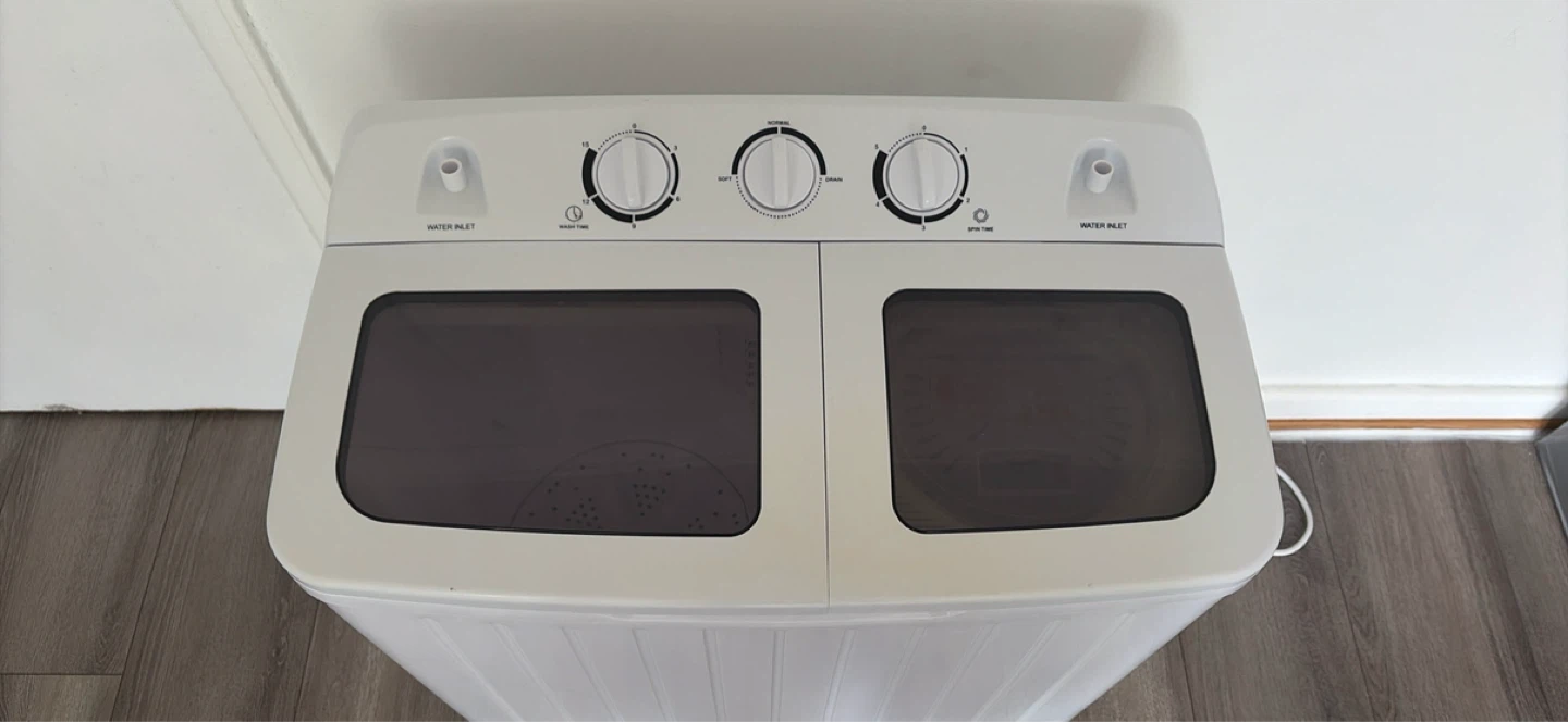 White Portable Twin Tub Washing Machine - photo 3